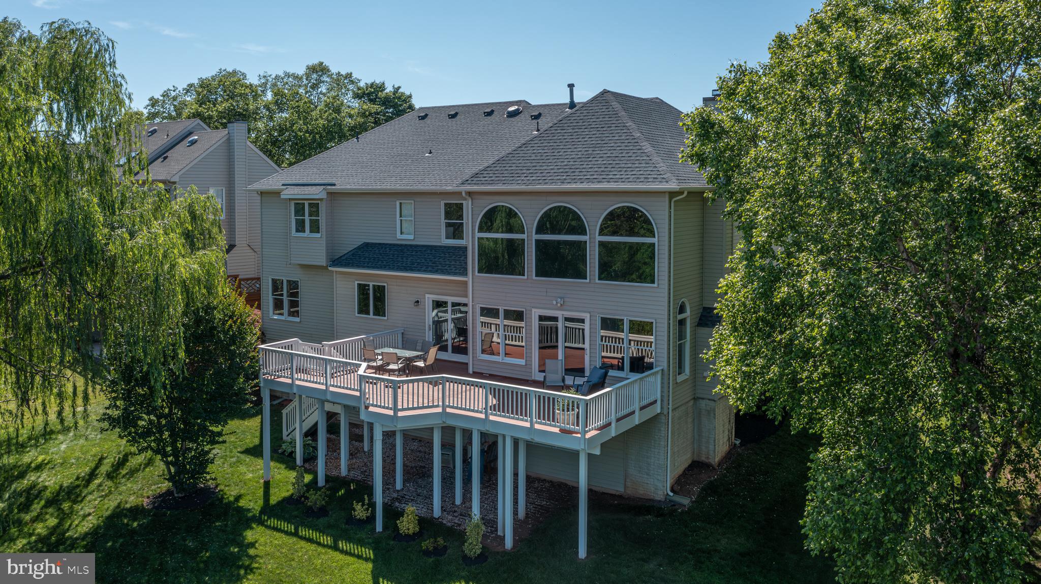 FARMWELL HUNT - Residential