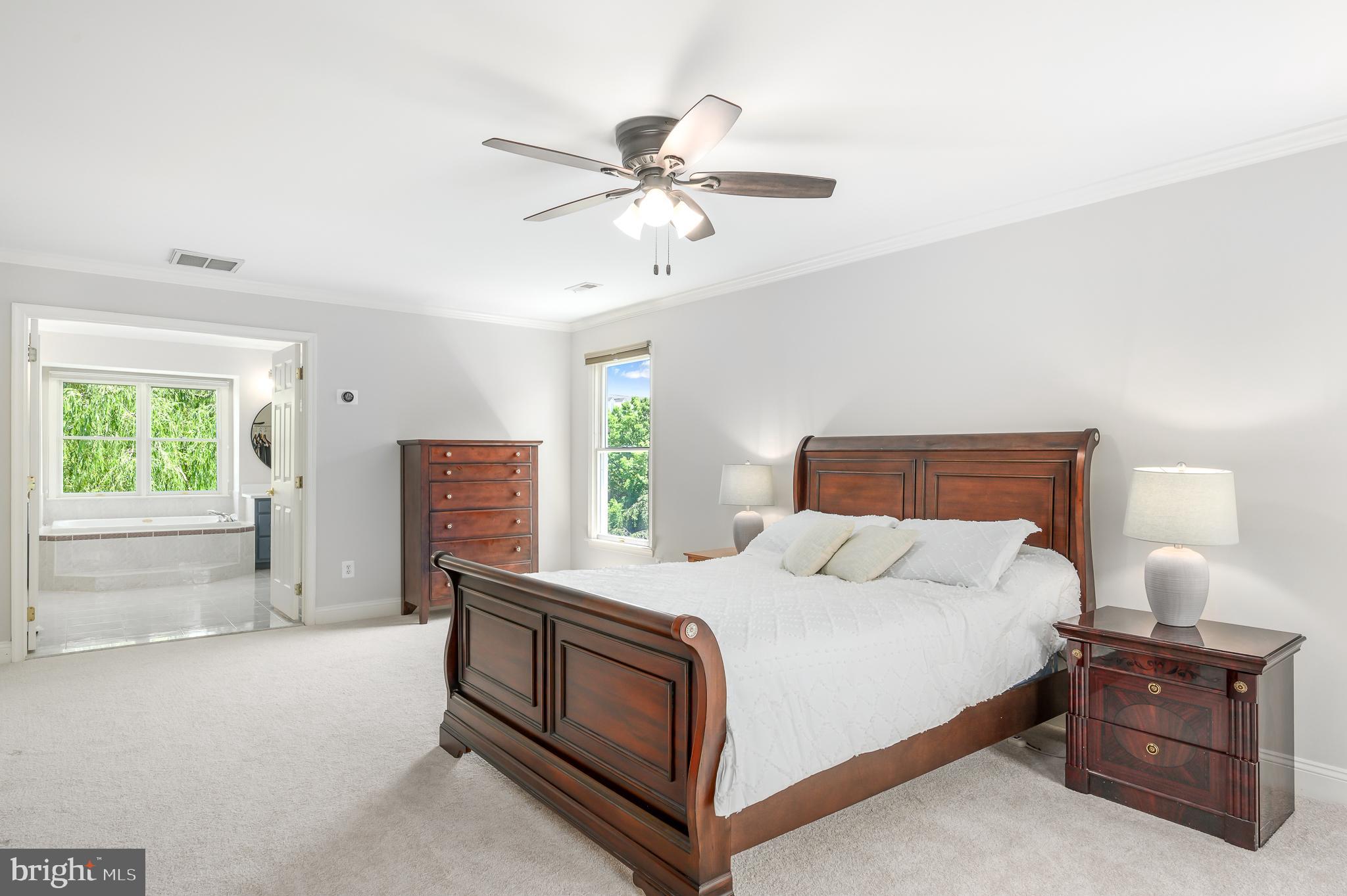 FARMWELL HUNT - Residential