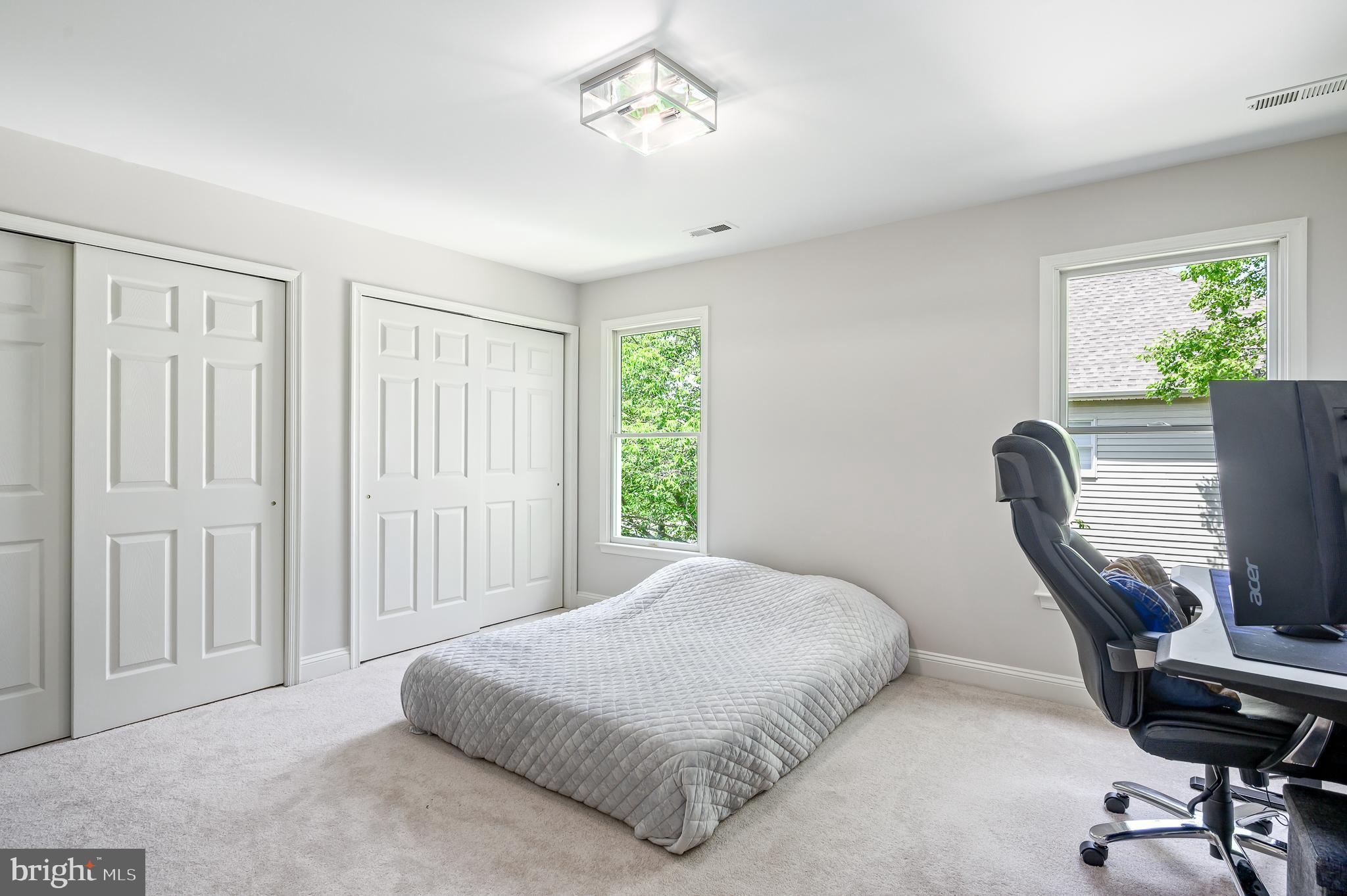 FARMWELL HUNT - Residential