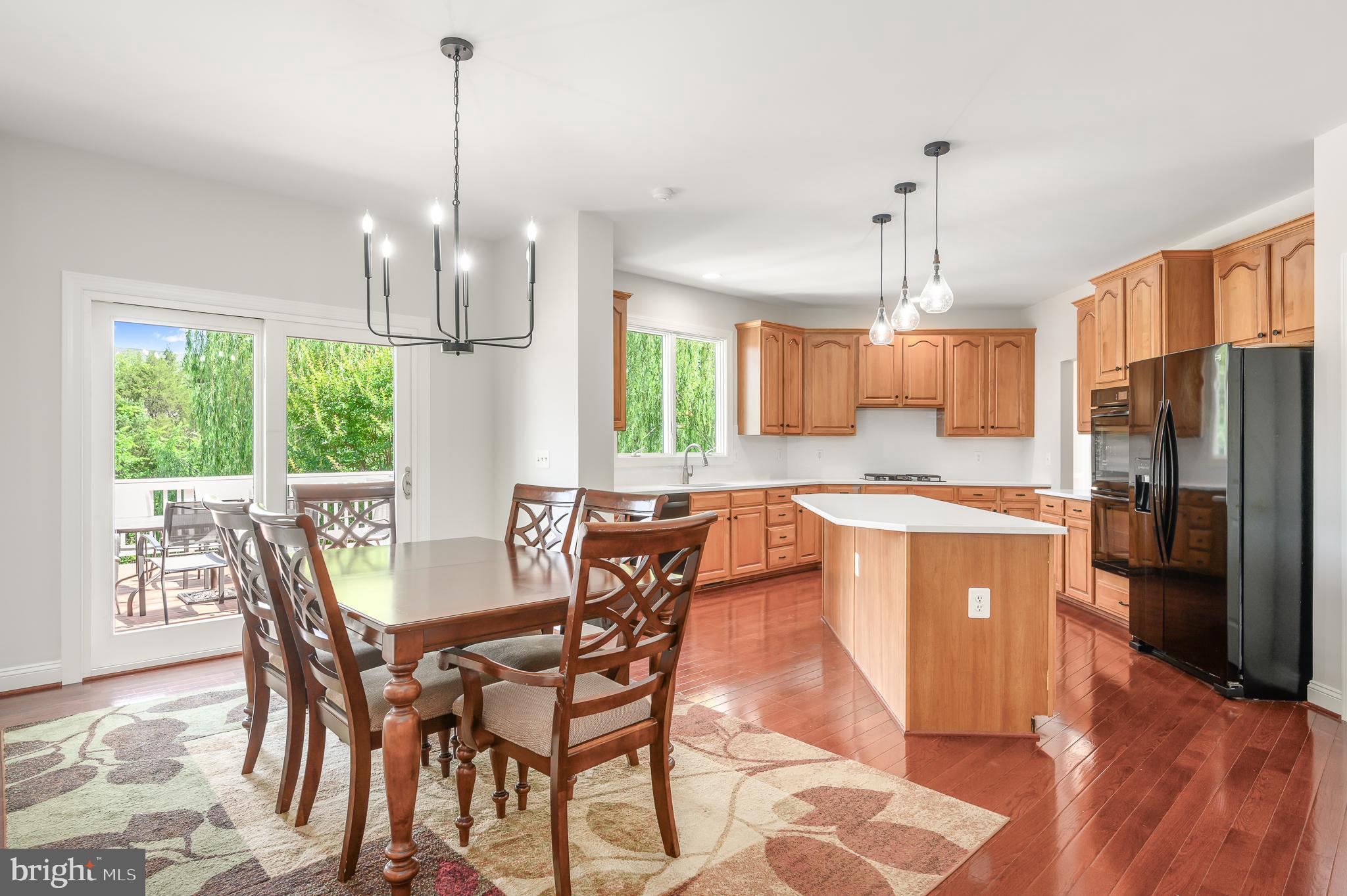 FARMWELL HUNT - Residential