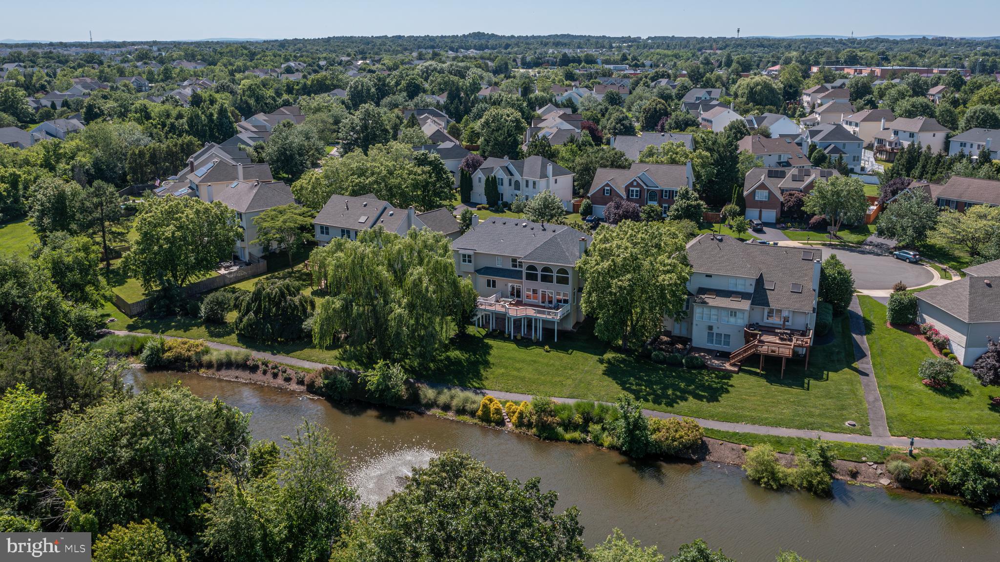 FARMWELL HUNT - Residential