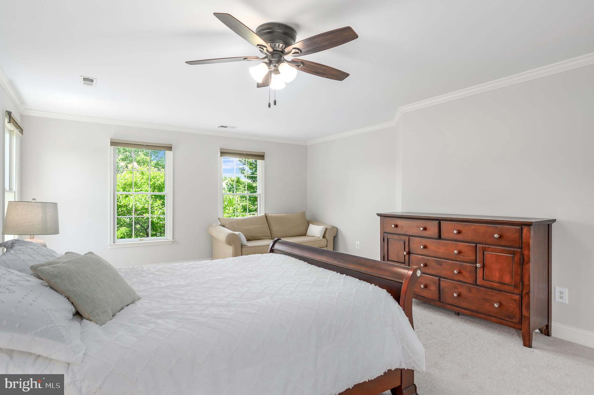 FARMWELL HUNT - Residential