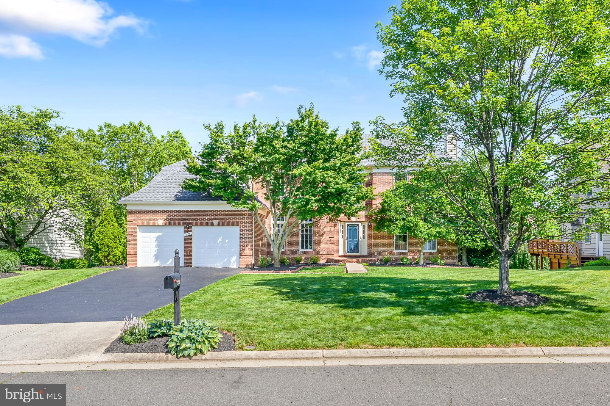 FARMWELL HUNT - Residential