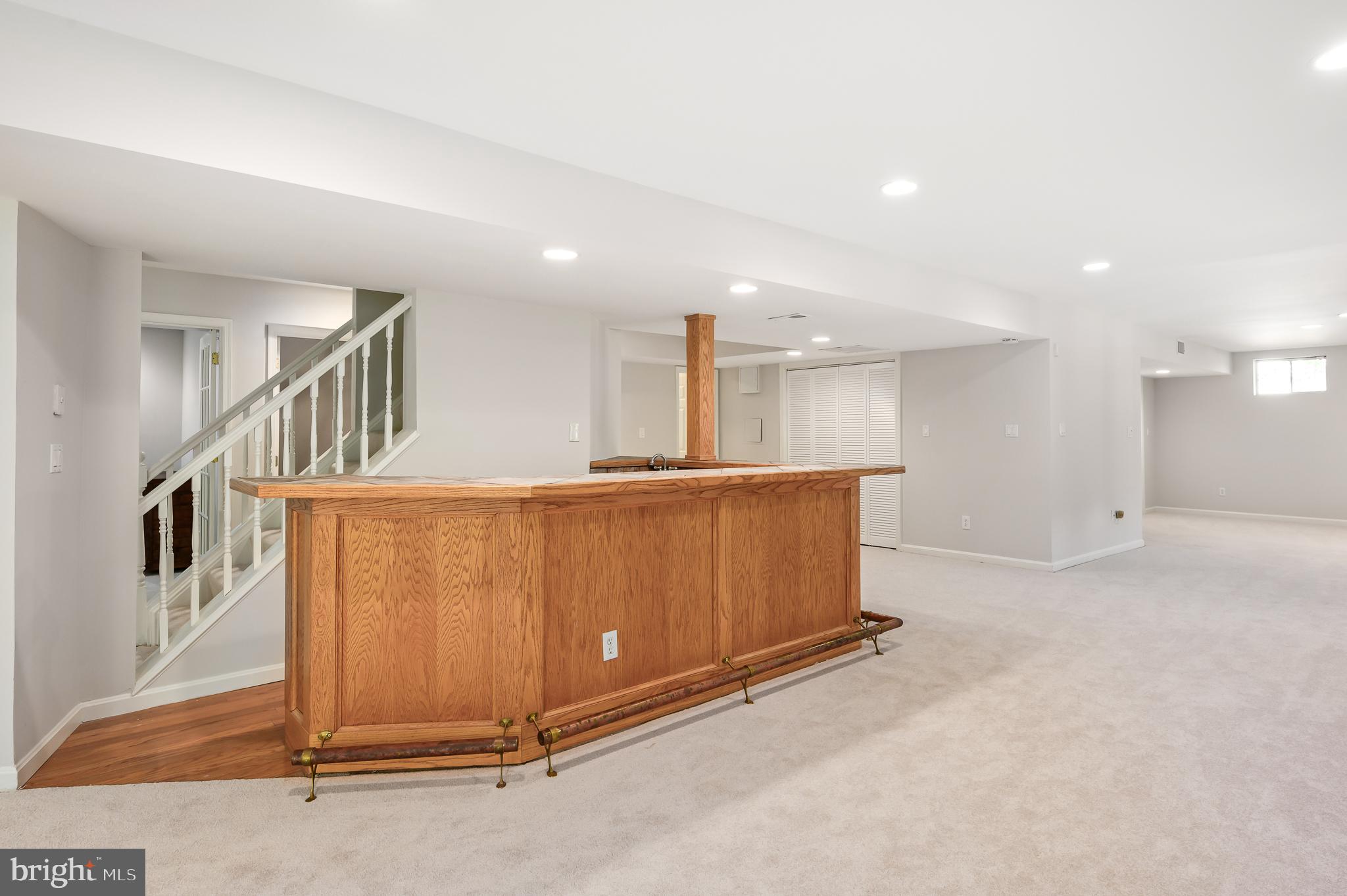 FARMWELL HUNT - Residential