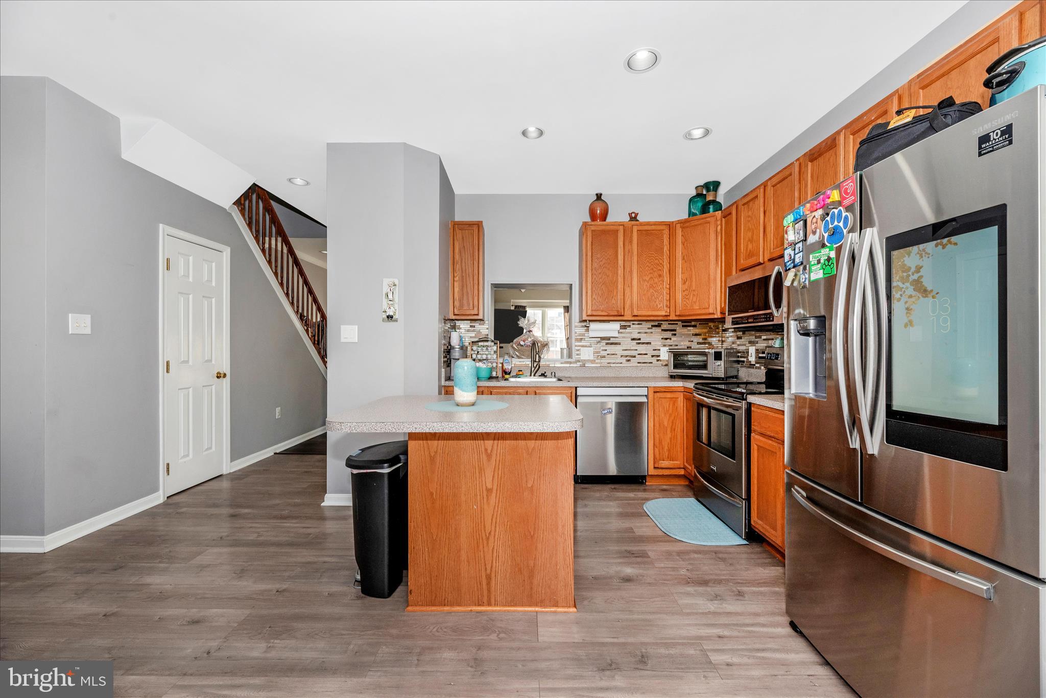 MAIN FARM - Residential