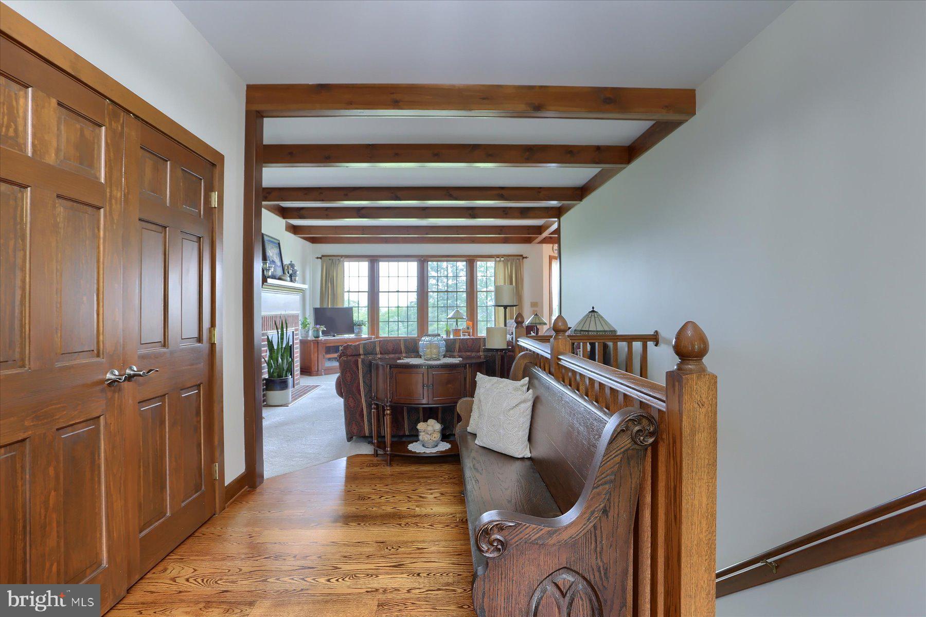 180 S TERRACE DRIVE