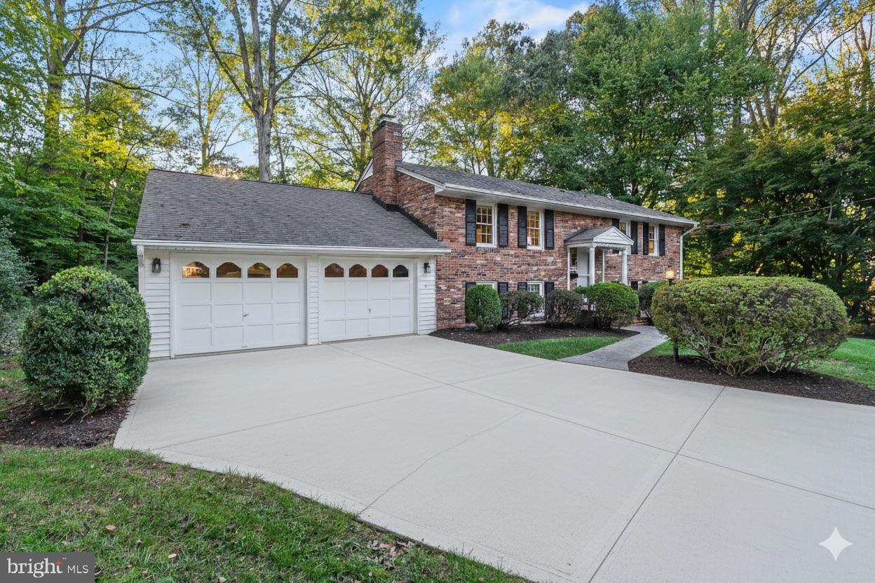 8929 CHELTONHAM PLACE