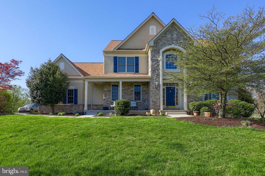 Photo of 1234 CAMERON DR, MANHEIM, PA 17545 (MLS # PALA2033690)