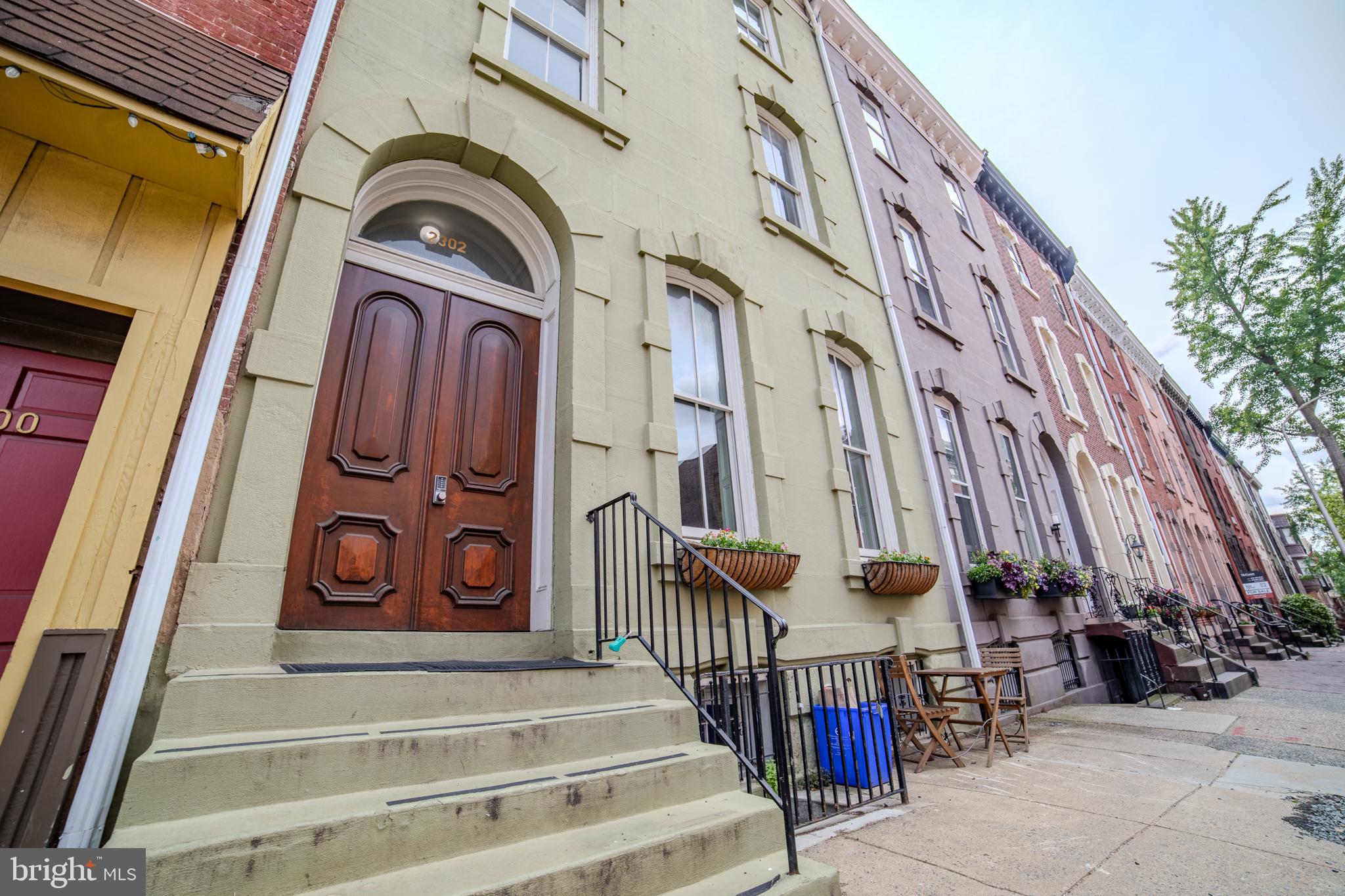 2302 SPRUCE STREET 00 1