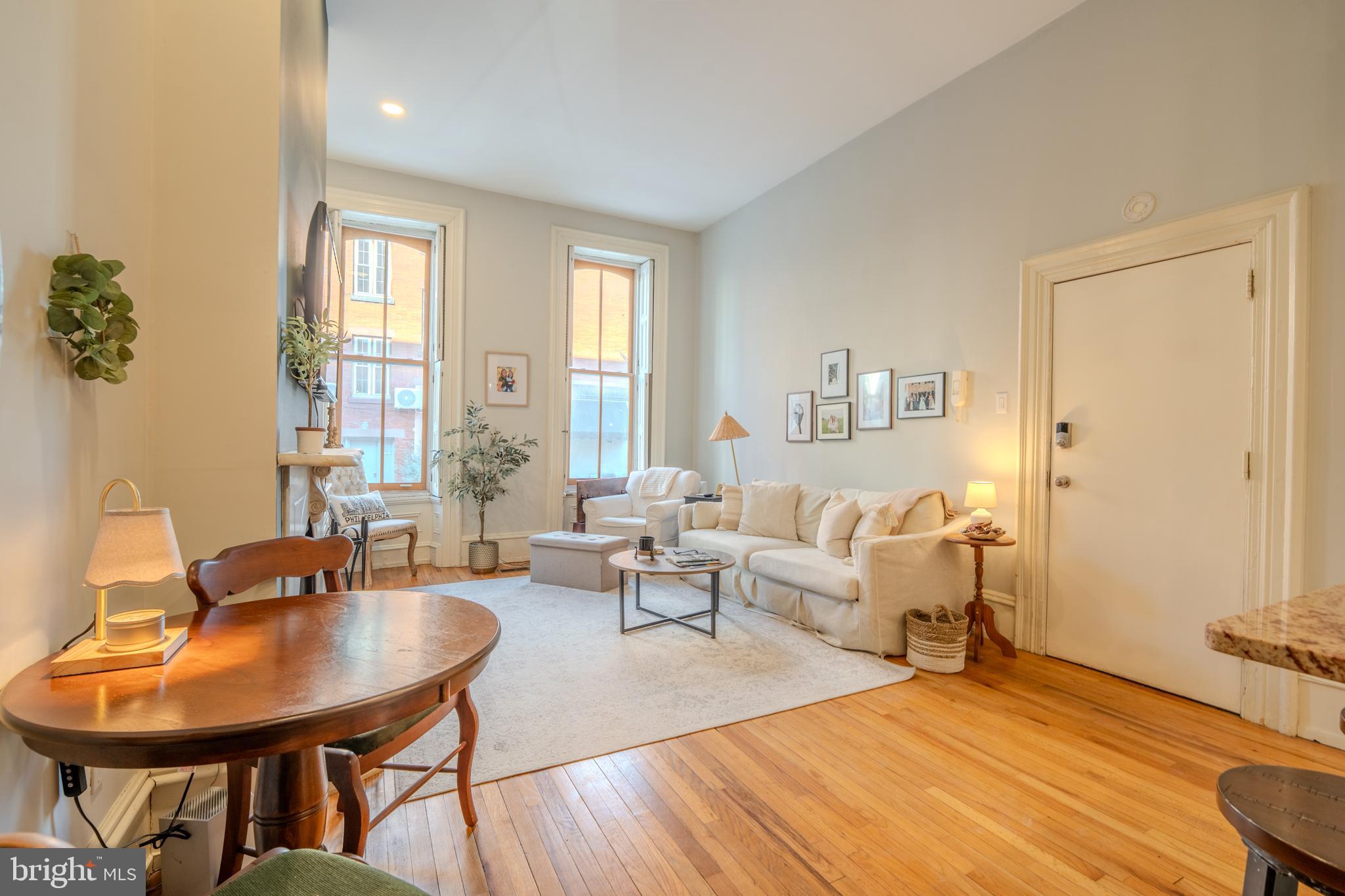 2302 SPRUCE STREET 00 1