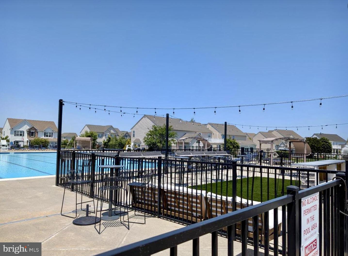 ESTATES AT ST ANNE - Residential