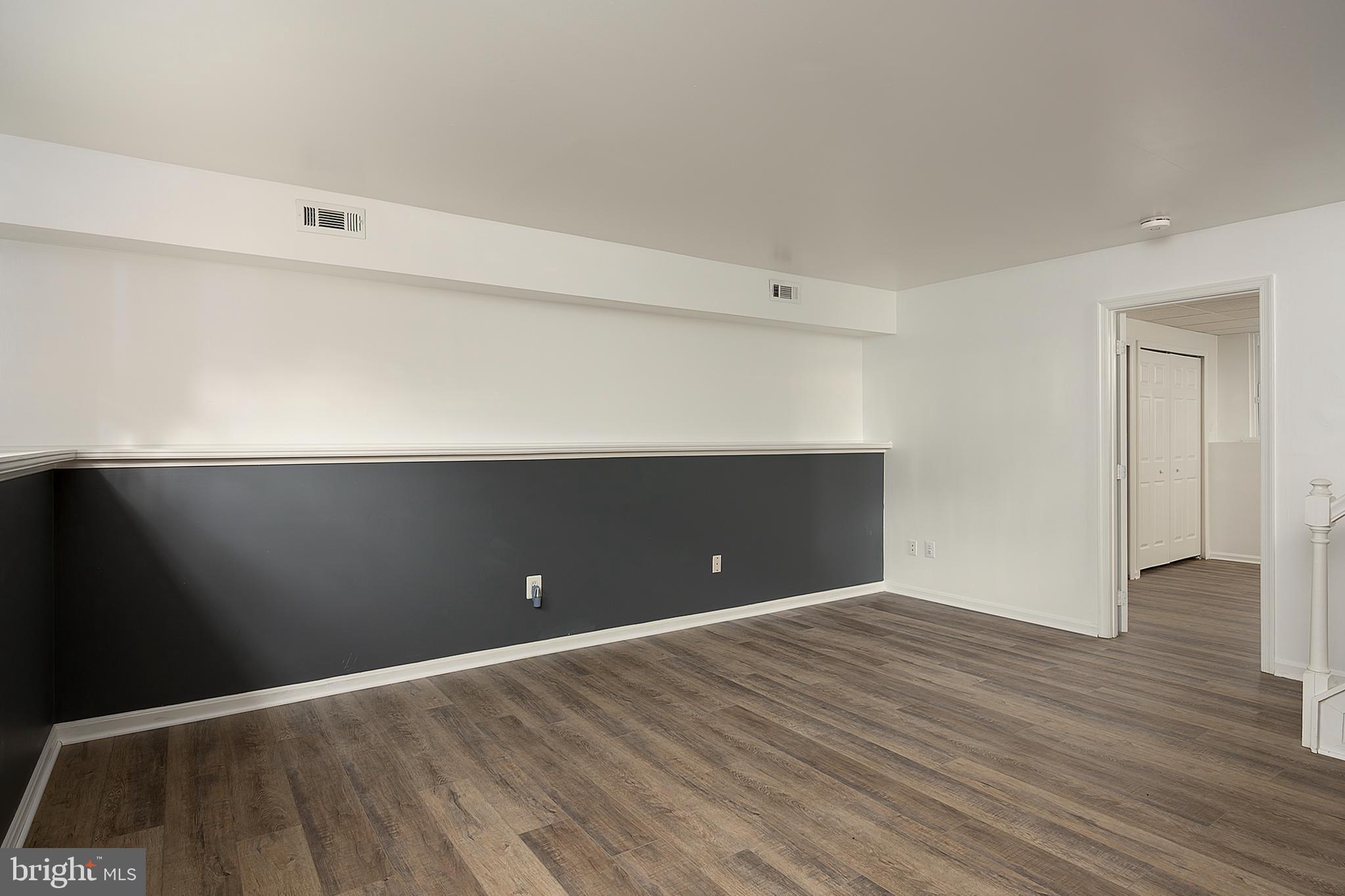 BERKLEY ESTATES - Residential