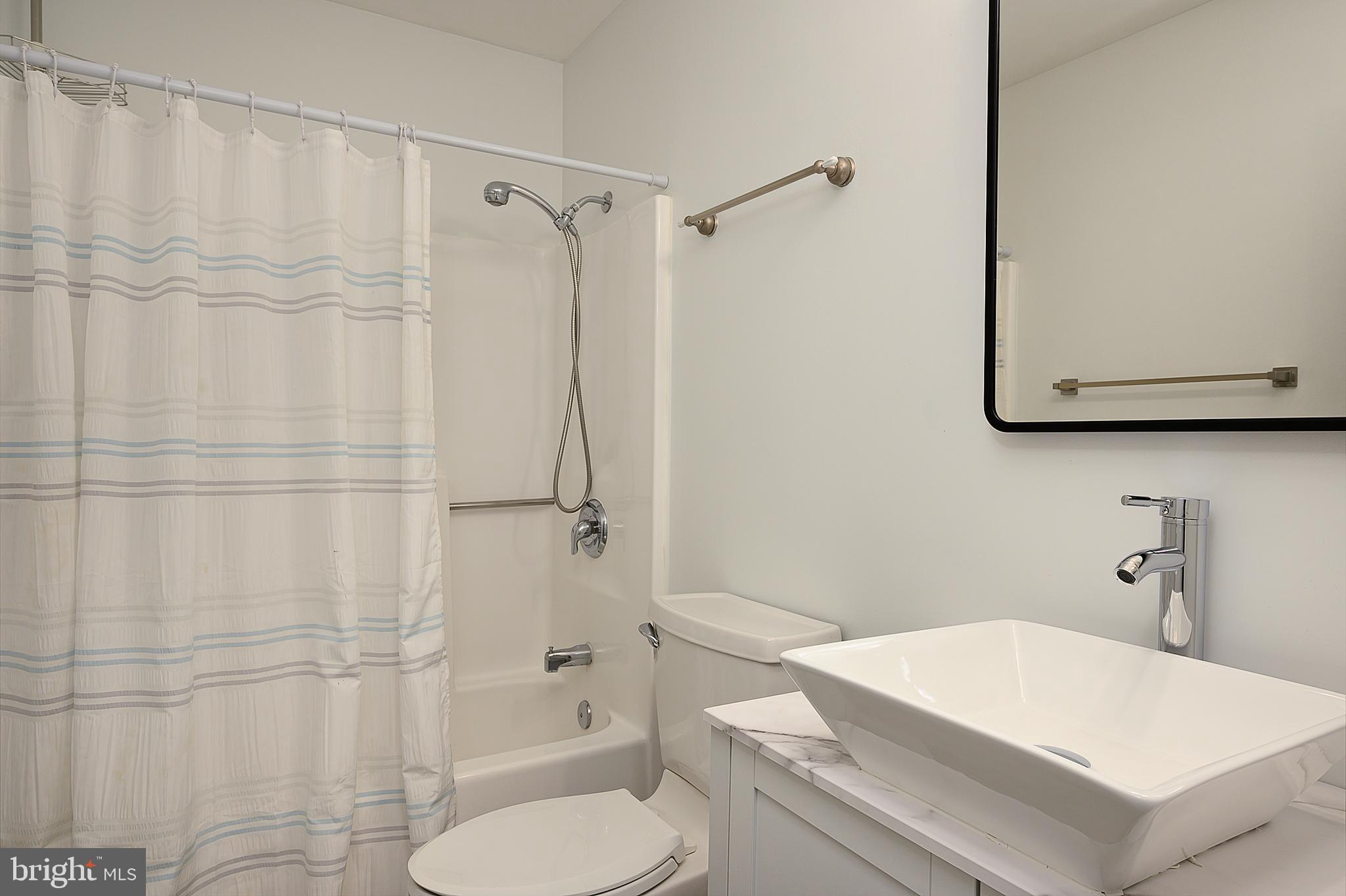 BERKLEY ESTATES - Residential