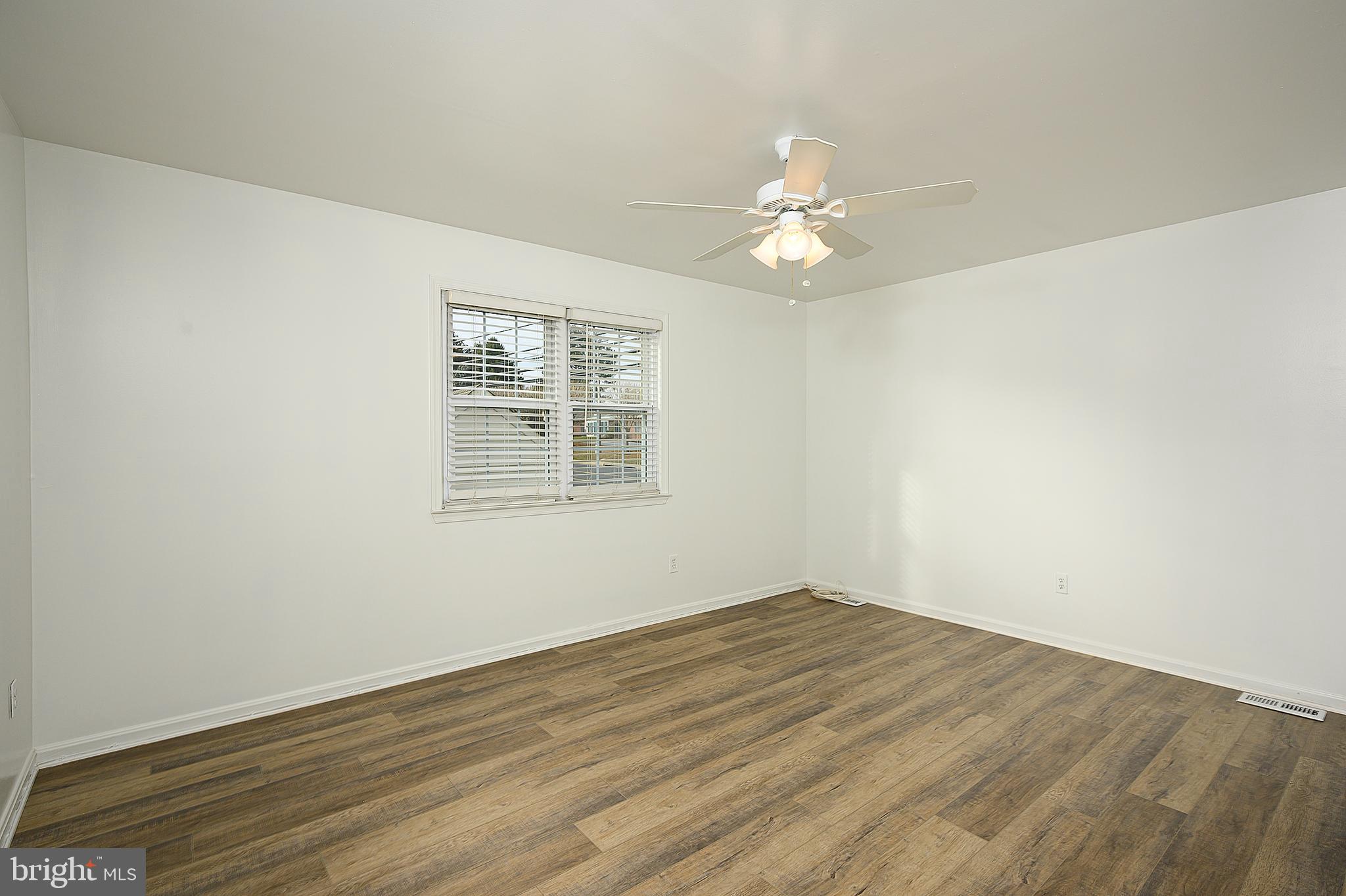 BERKLEY ESTATES - Residential