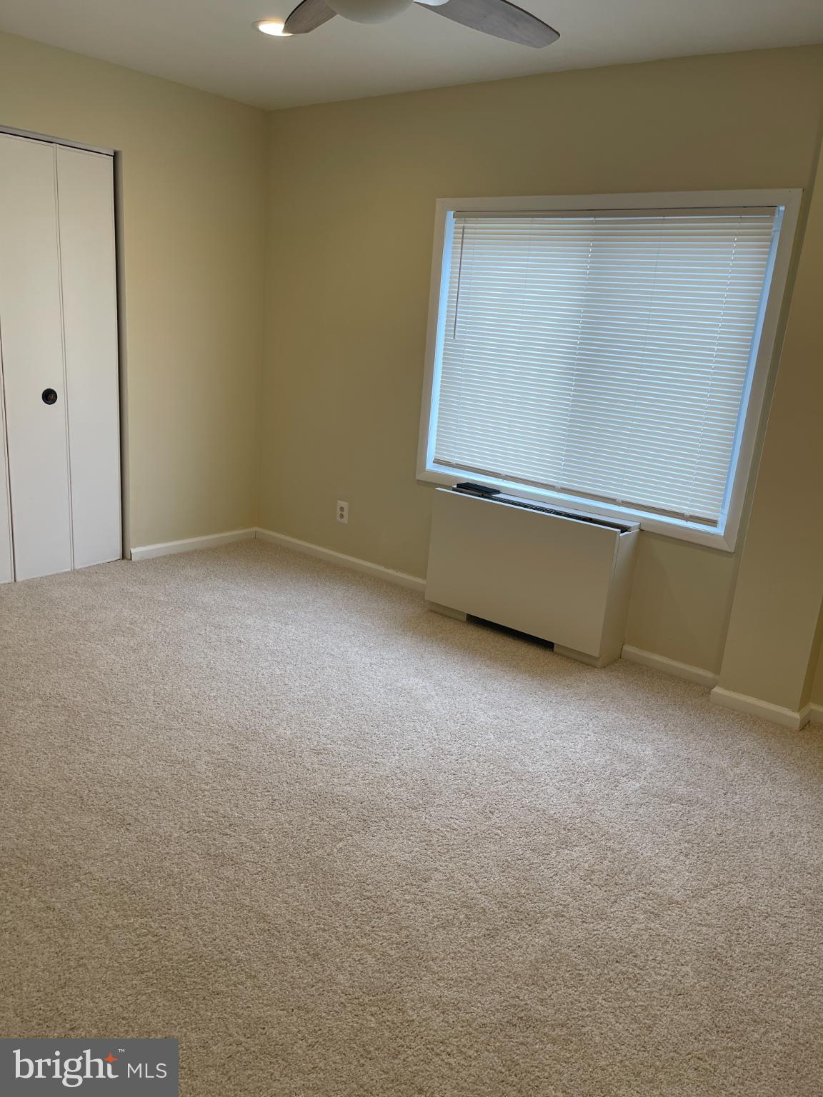 YORKTOWN CONDOMINIUM - Residential Lease