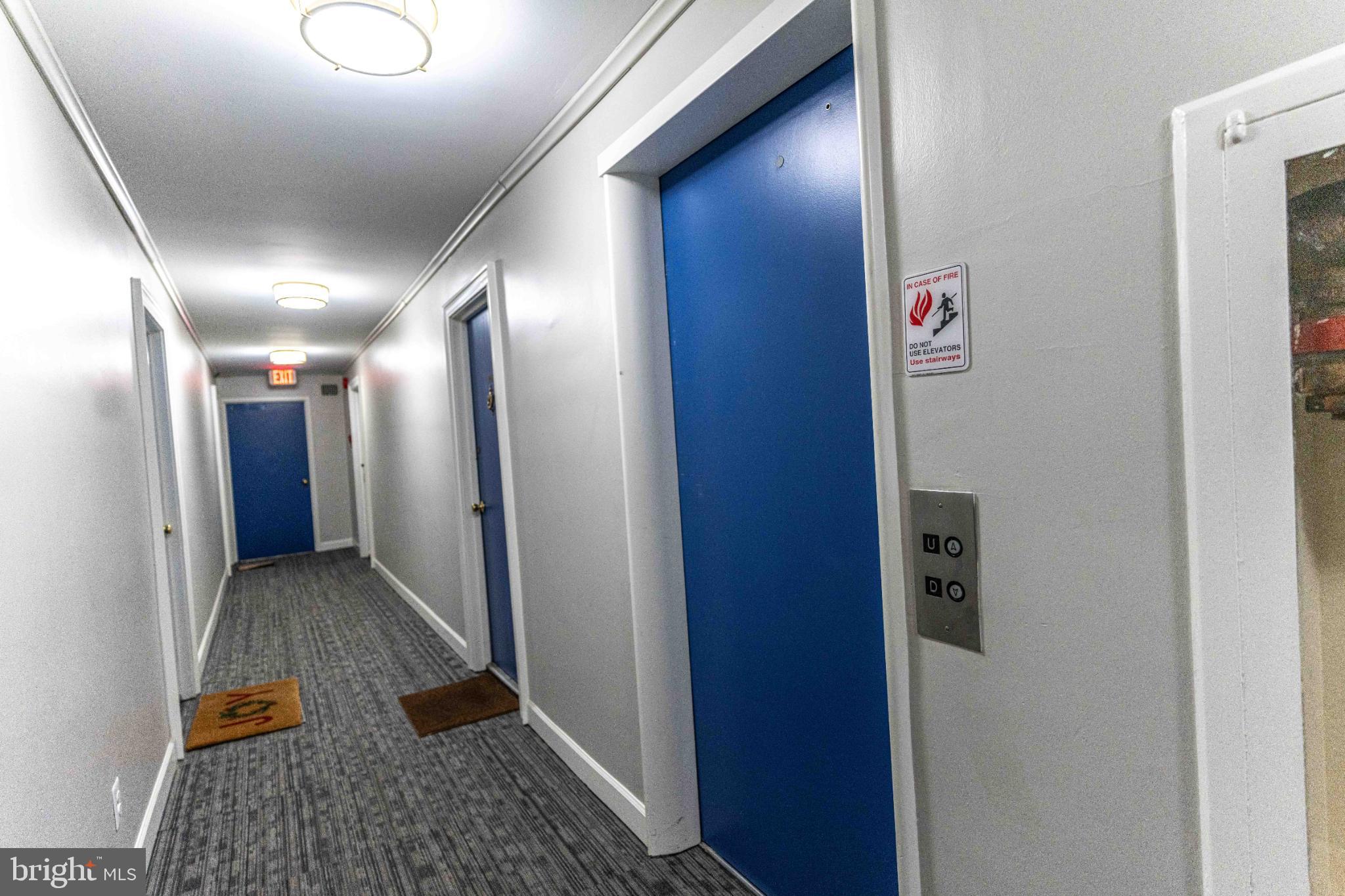 YORKTOWN CONDOMINIUM - Residential Lease