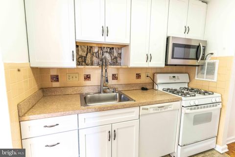 4343 CHERRY HILL ROAD 305 ARLINGTON VA 22207