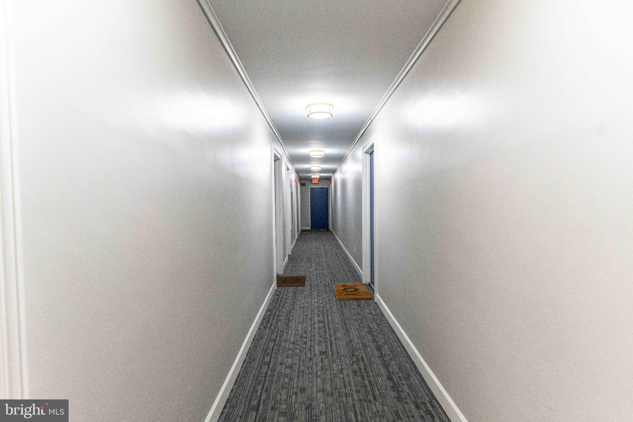 YORKTOWN CONDOMINIUM - Residential Lease