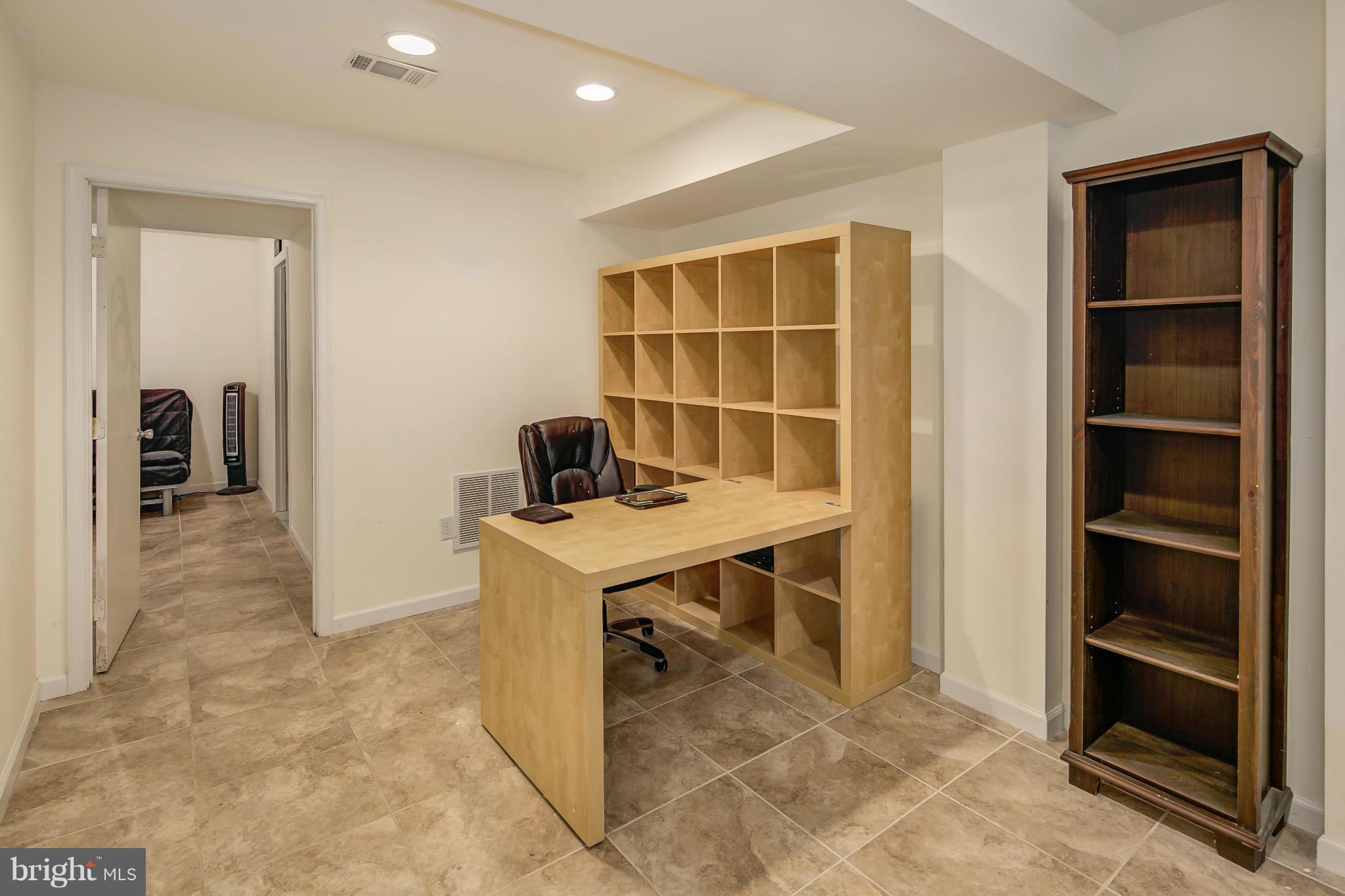 COMSTOCK - Residential