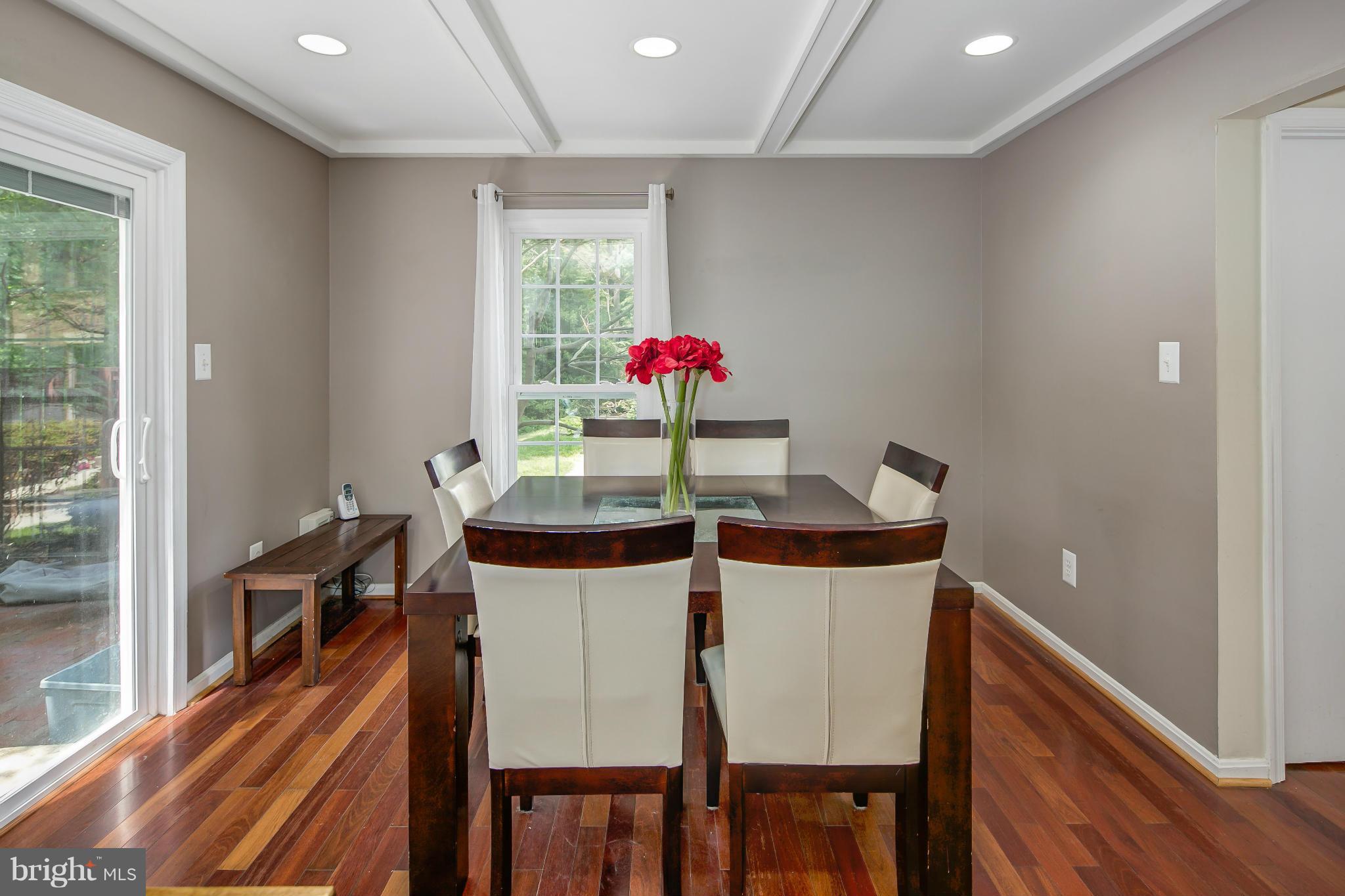 COMSTOCK - Residential