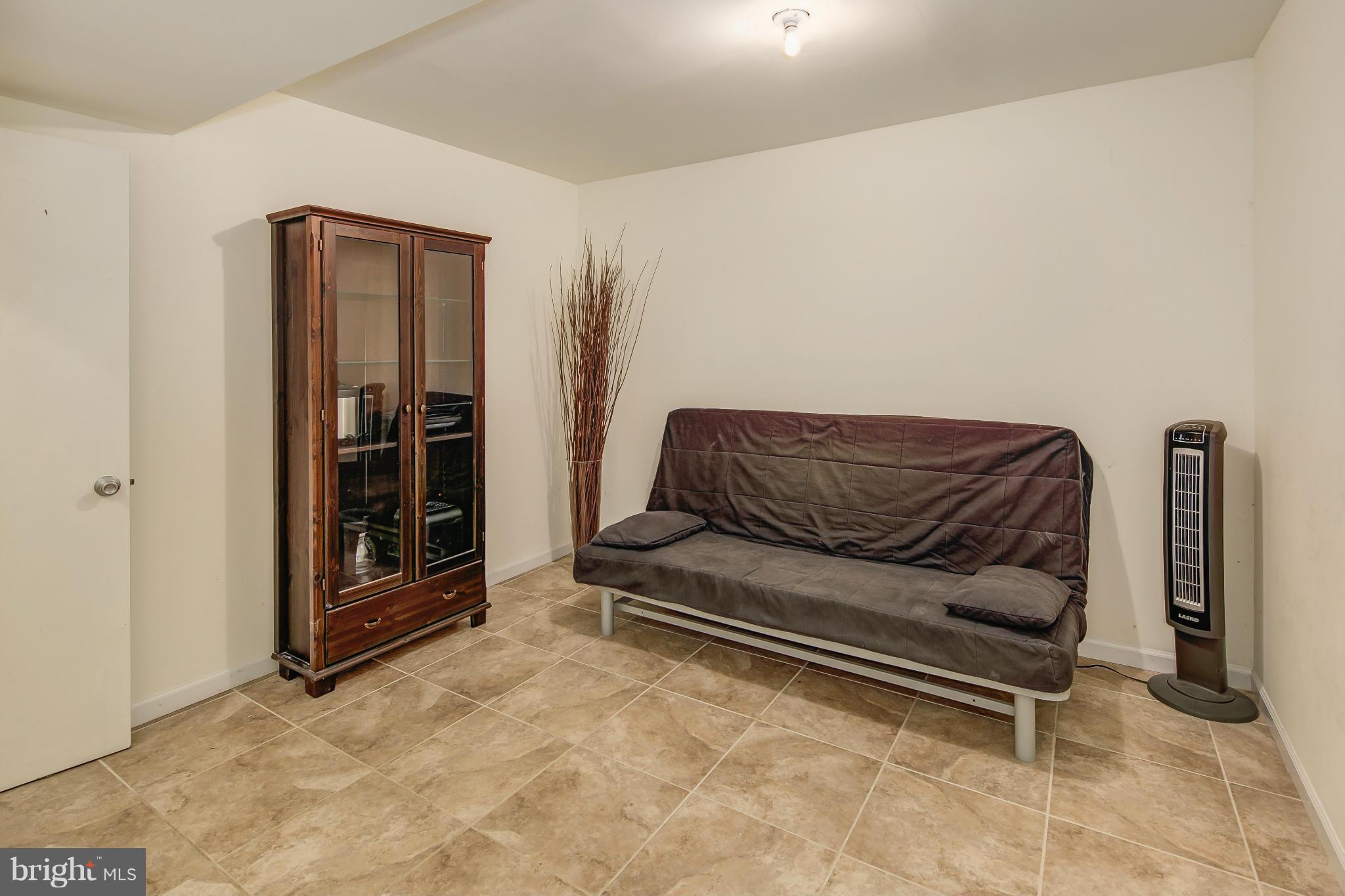 COMSTOCK - Residential