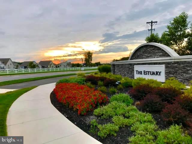 36747 GREENWAY DRIVE