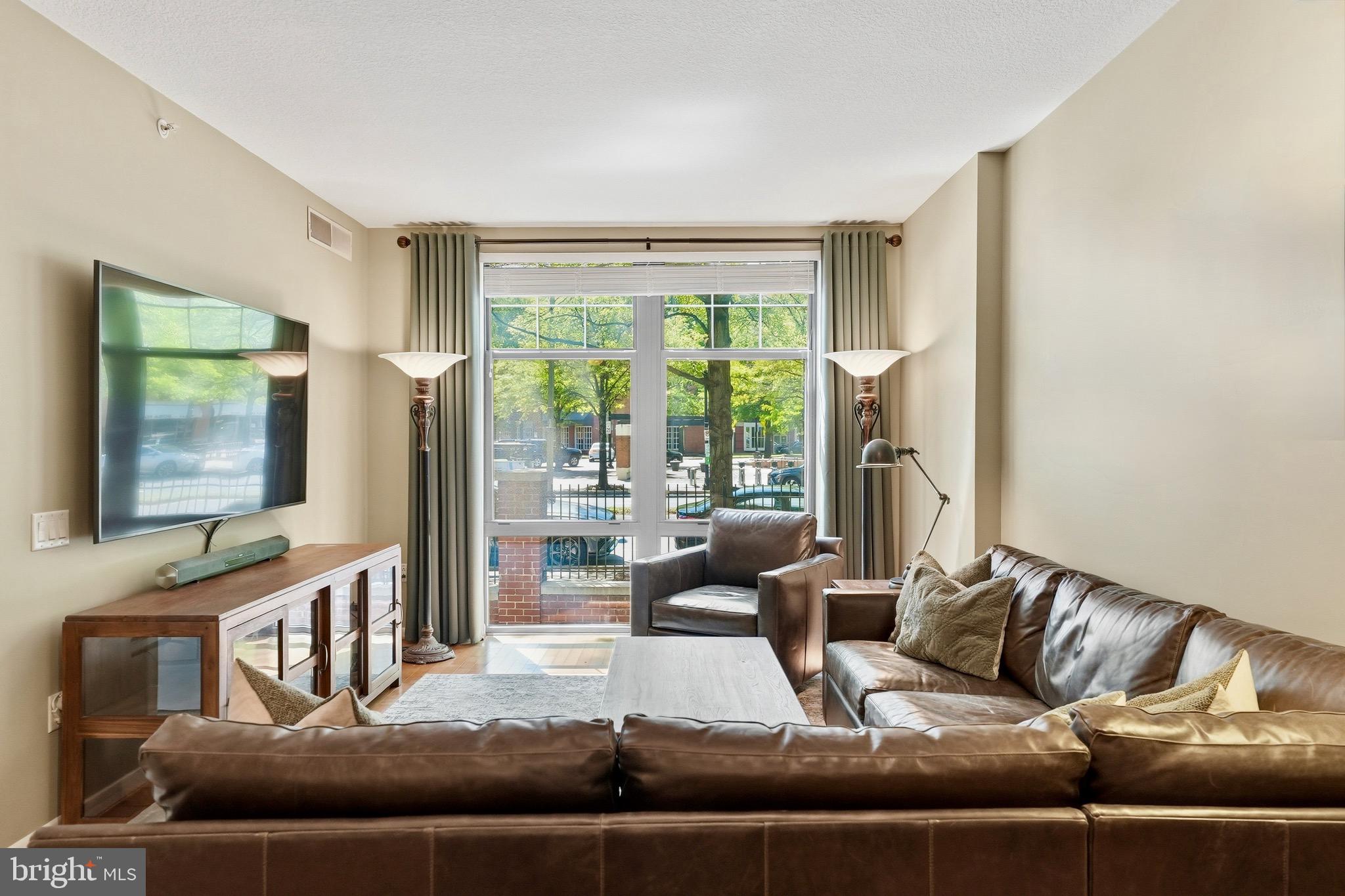 1021 N GARFIELD STREET 139