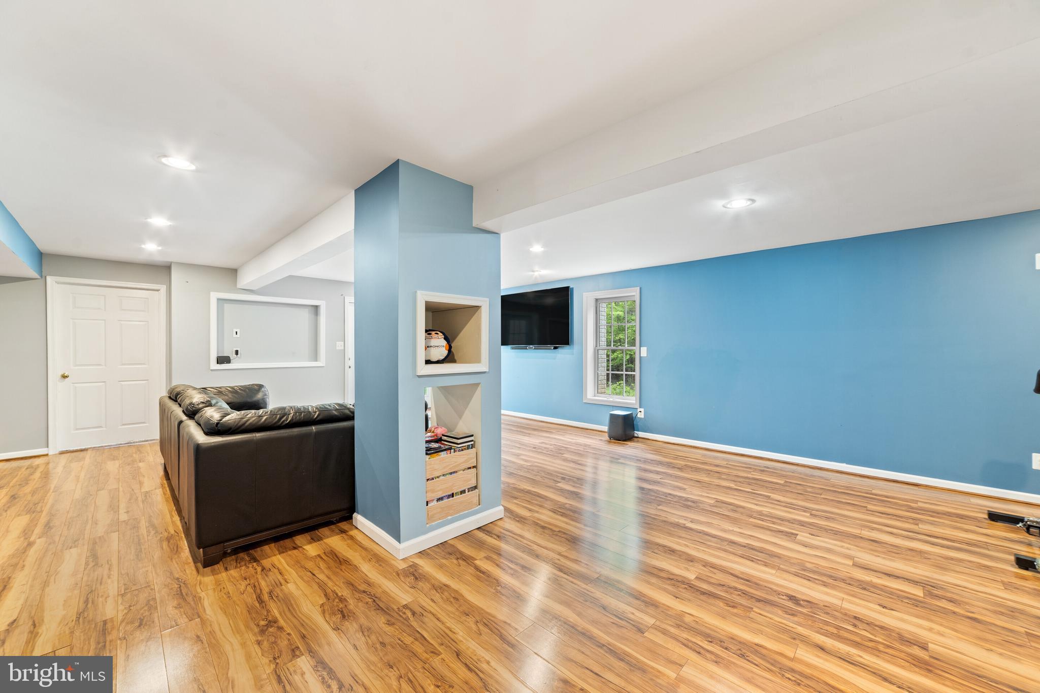 BROOKSIDE - Residential