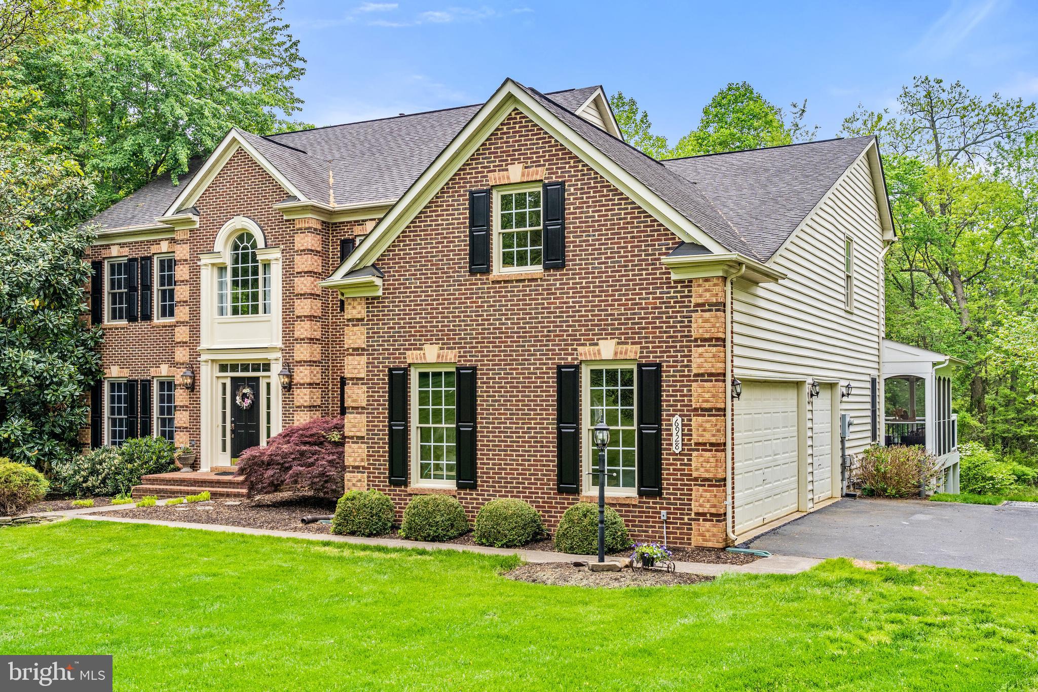 BROOKSIDE - Residential