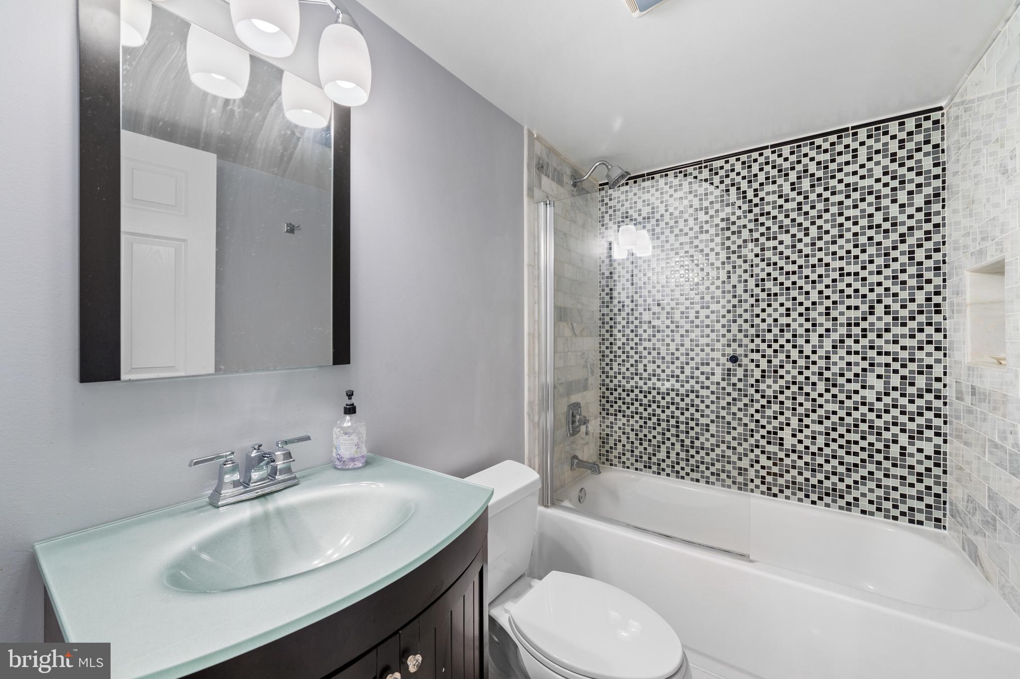 BROOKSIDE - Residential