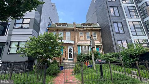 921 KENNEDY STREET NW WASHINGTON DC 20011