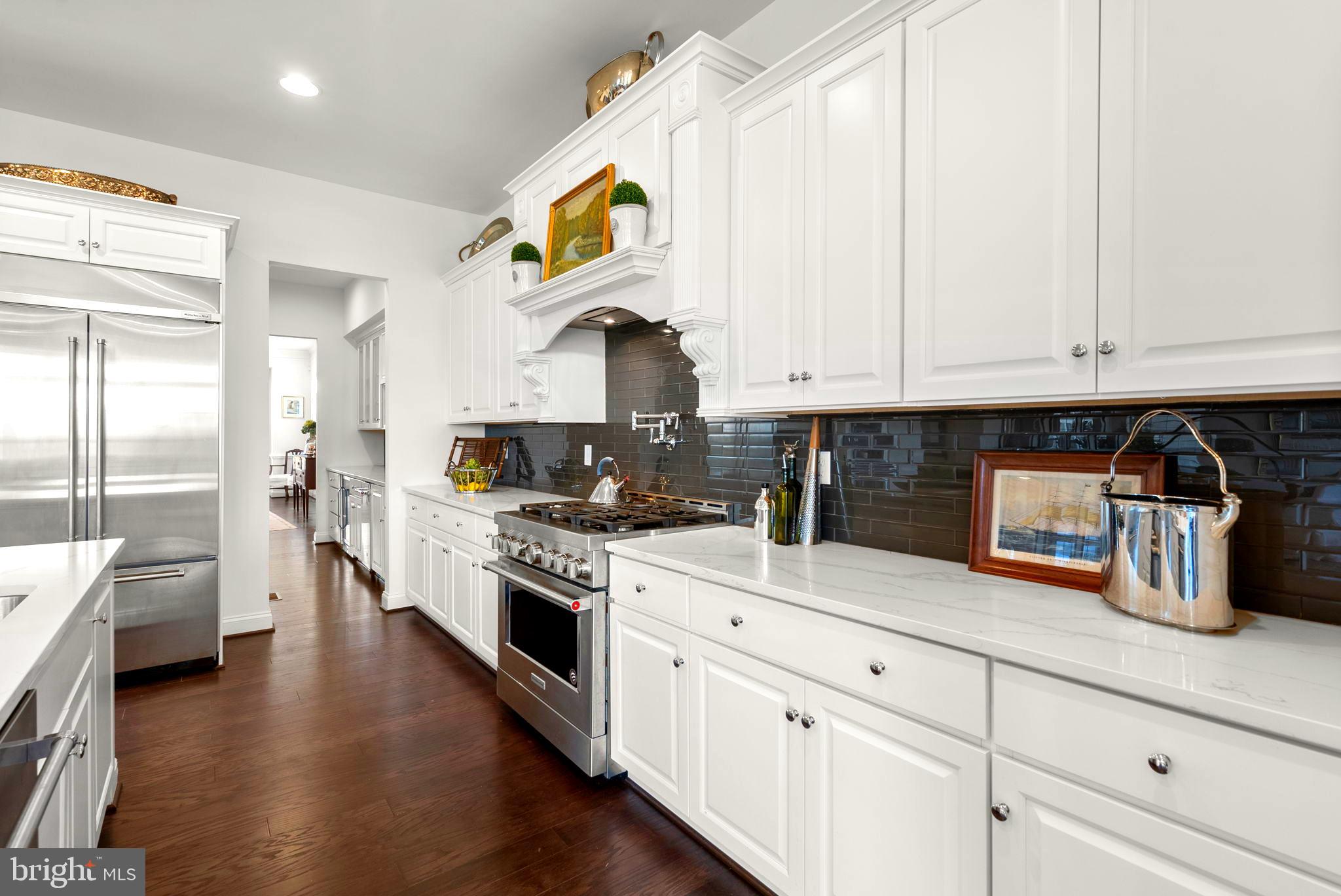 GREENLEIGH AT CROSSROADS - Residential