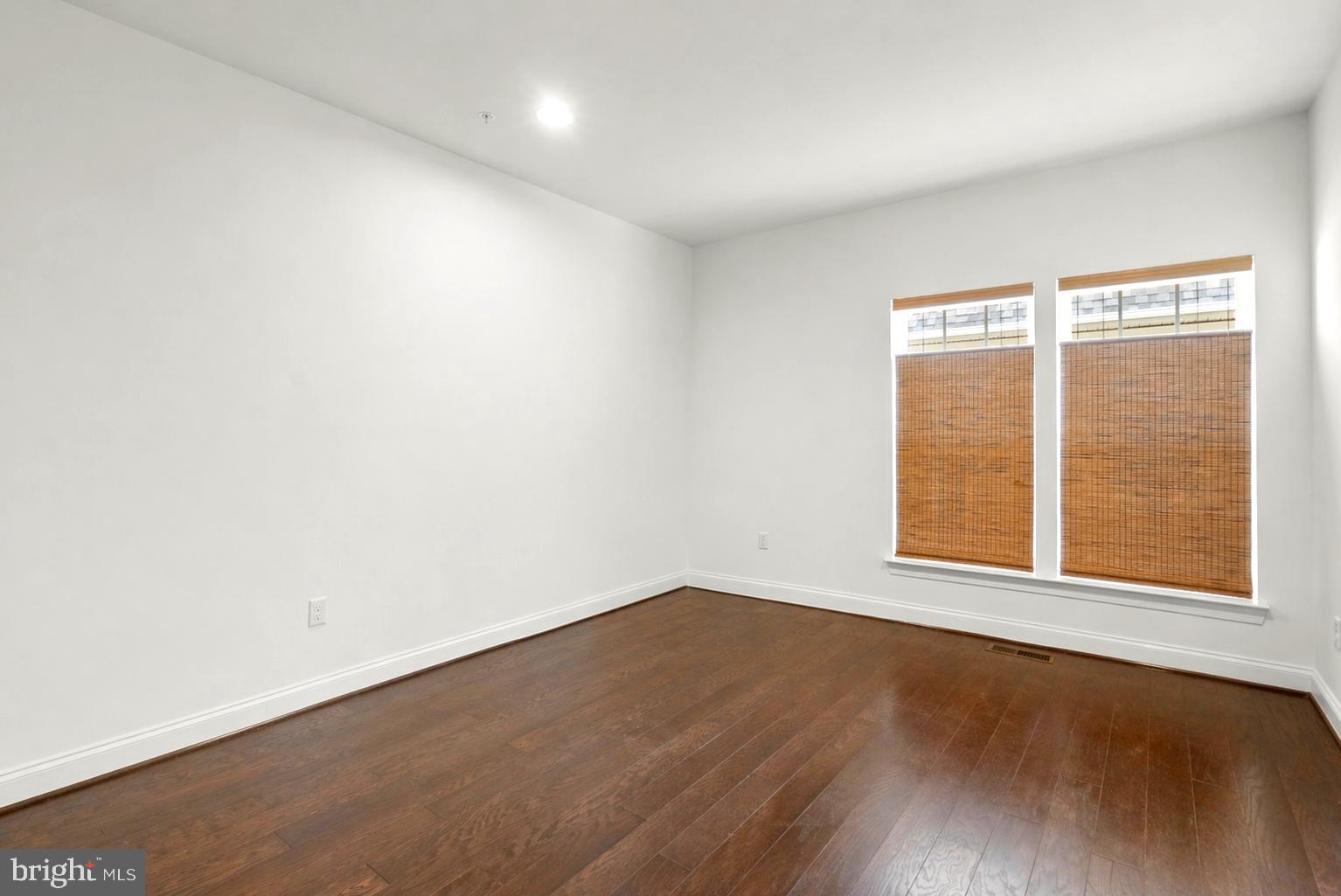 GREENLEIGH AT CROSSROADS - Residential