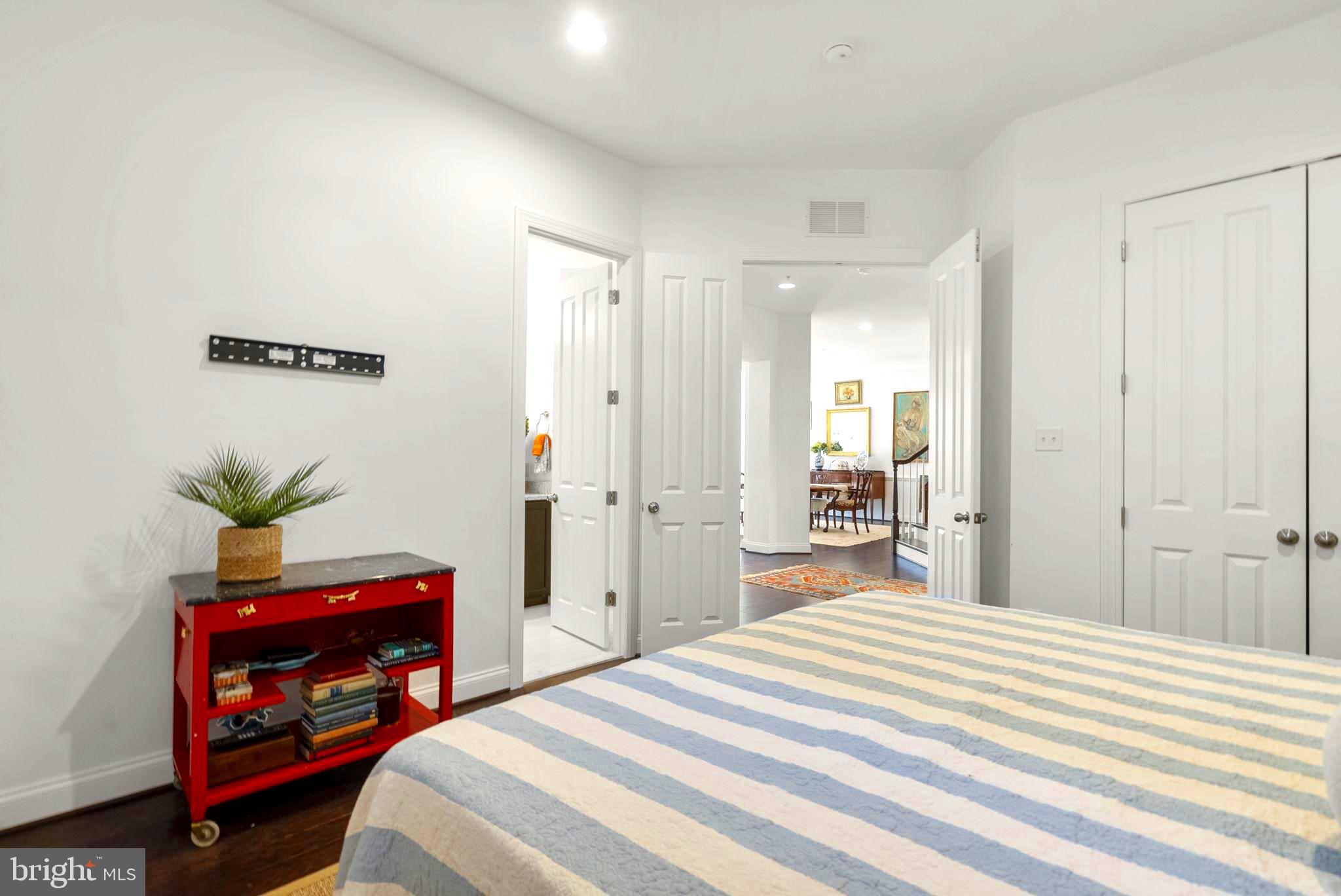 GREENLEIGH AT CROSSROADS - Residential