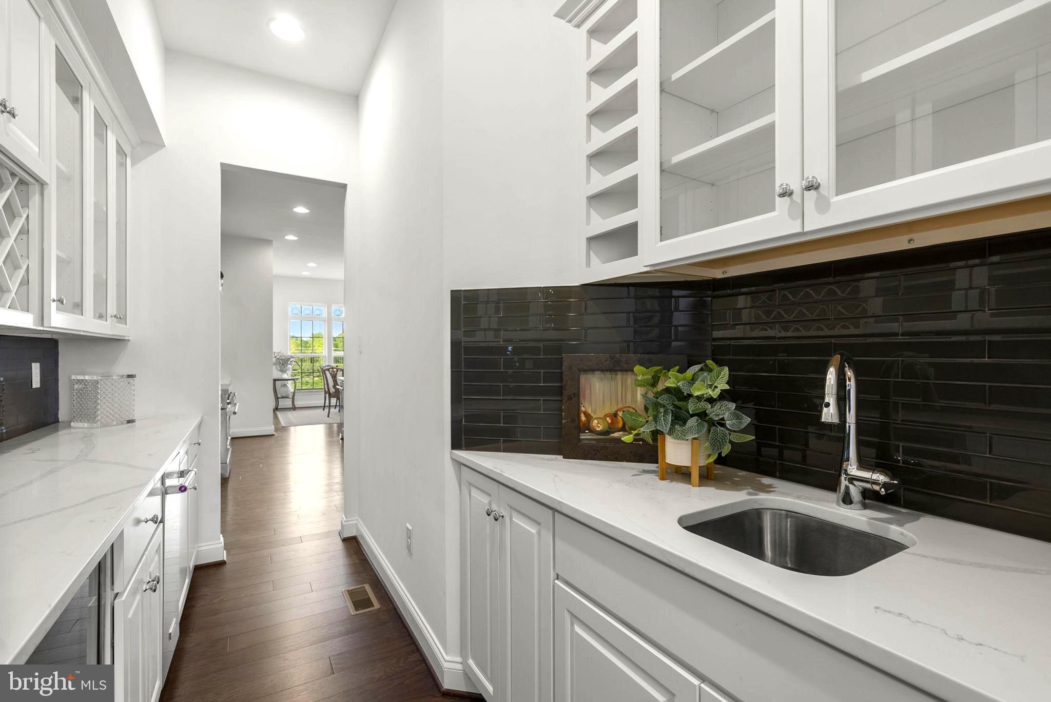 GREENLEIGH AT CROSSROADS - Residential