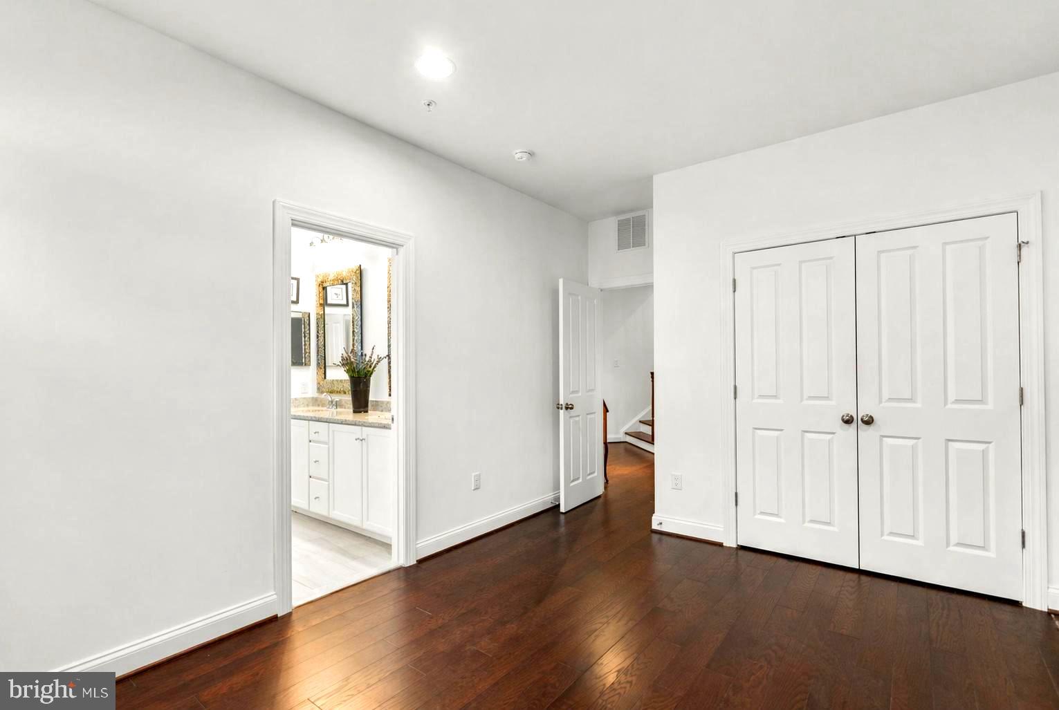 GREENLEIGH AT CROSSROADS - Residential