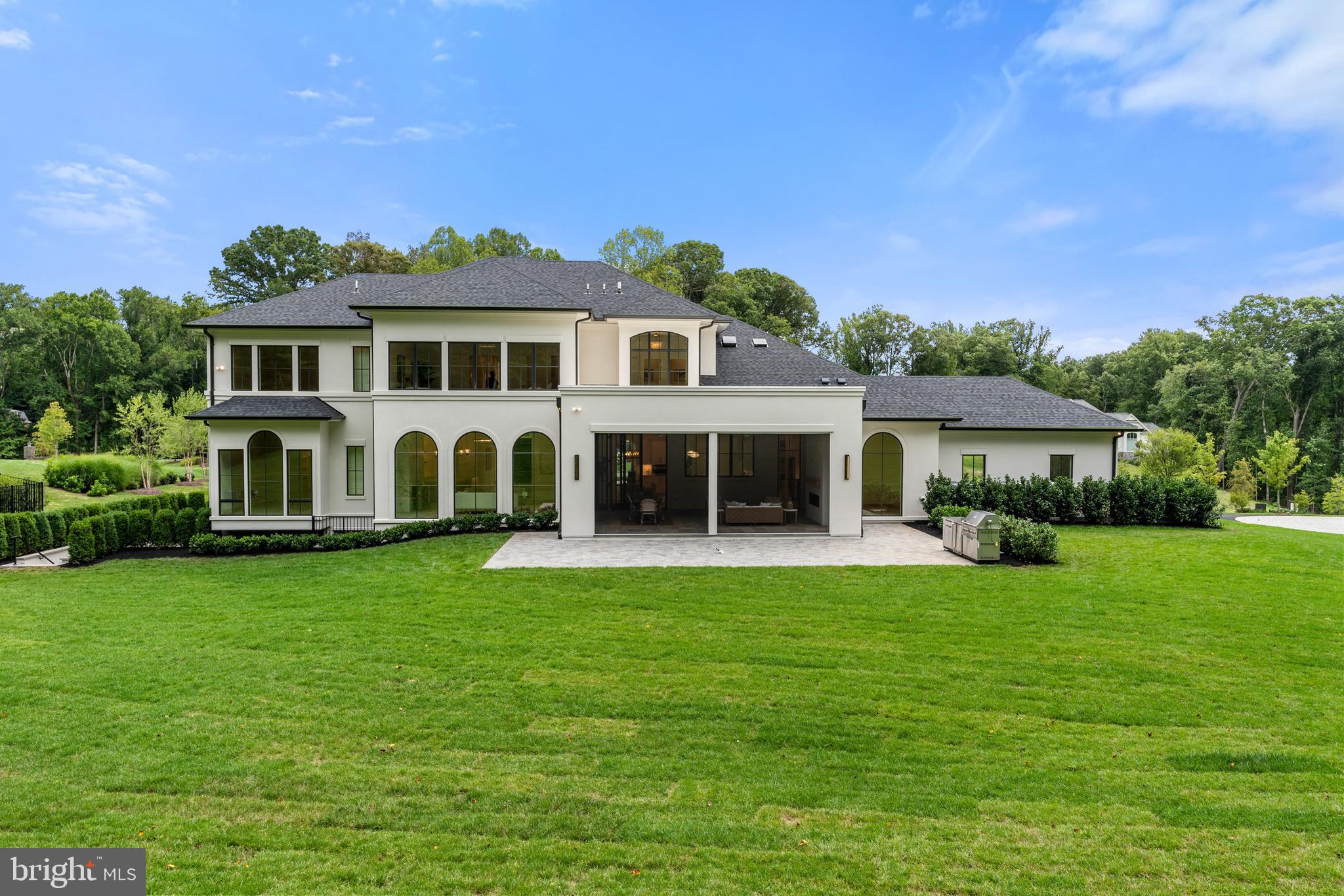 792 FALLS FARM COURT