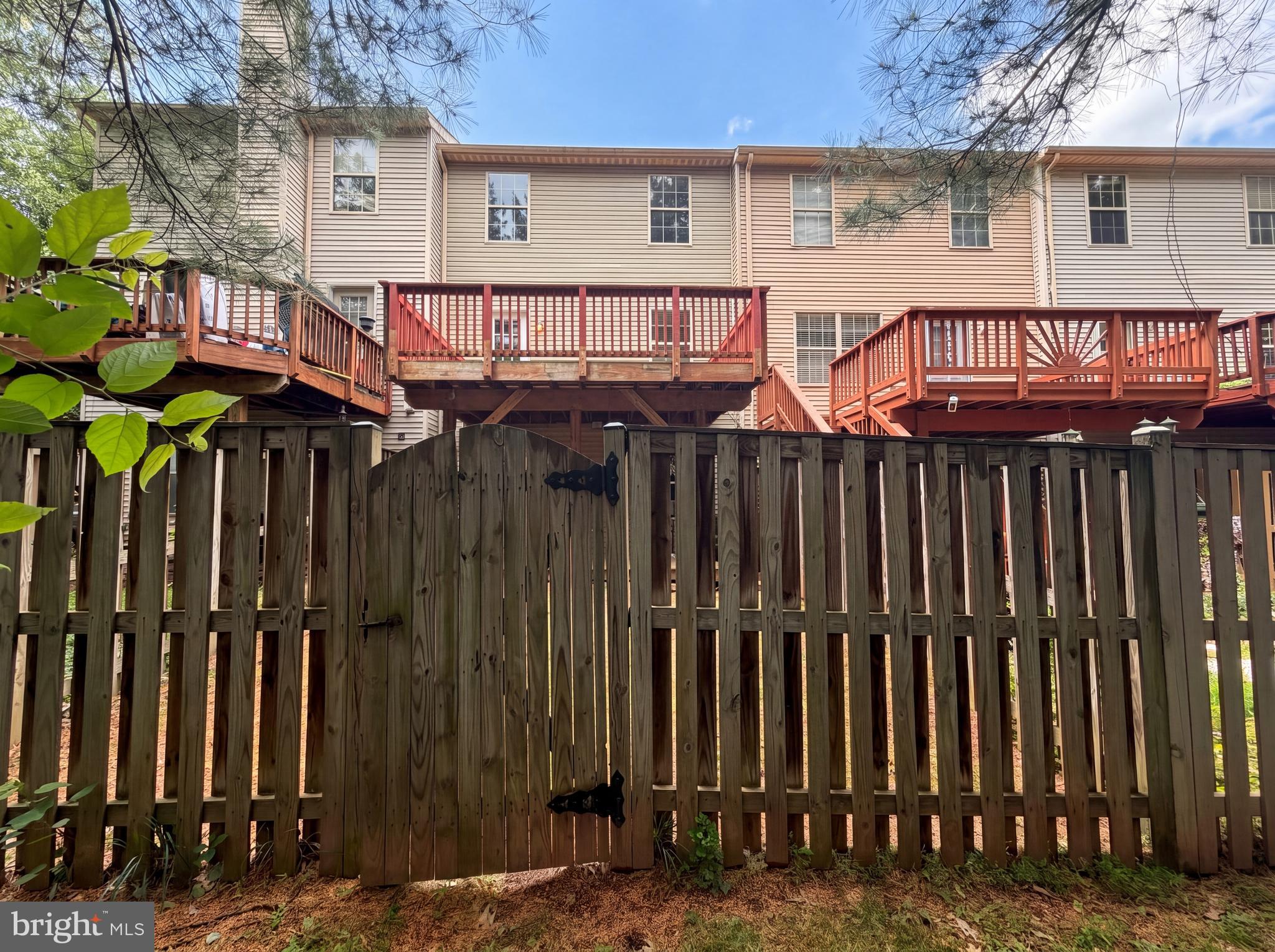QUAIL HOLLOW - Residential