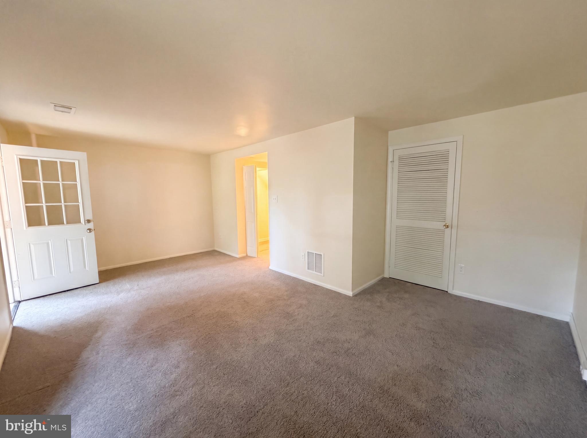 QUAIL HOLLOW - Residential