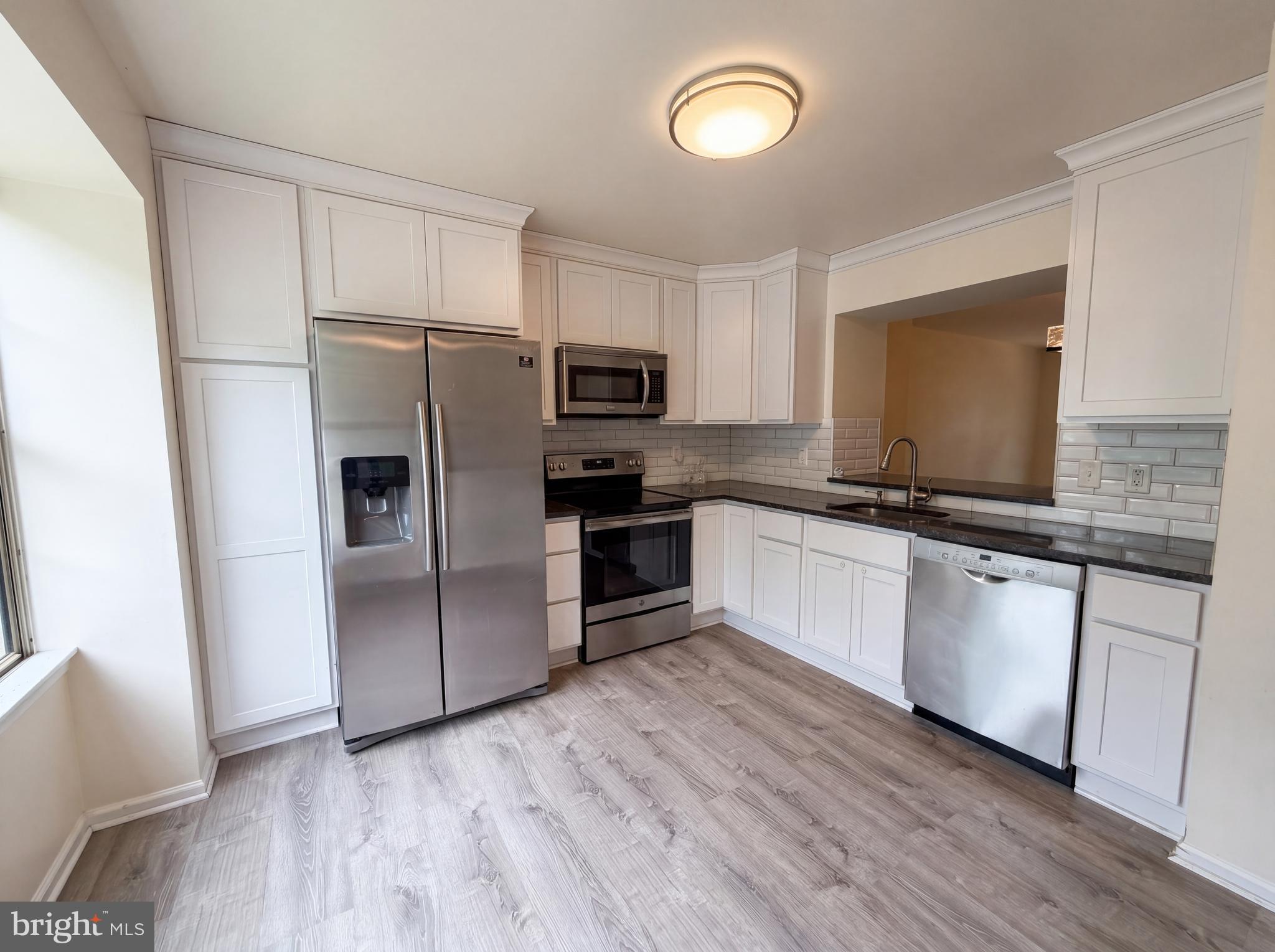 QUAIL HOLLOW - Residential