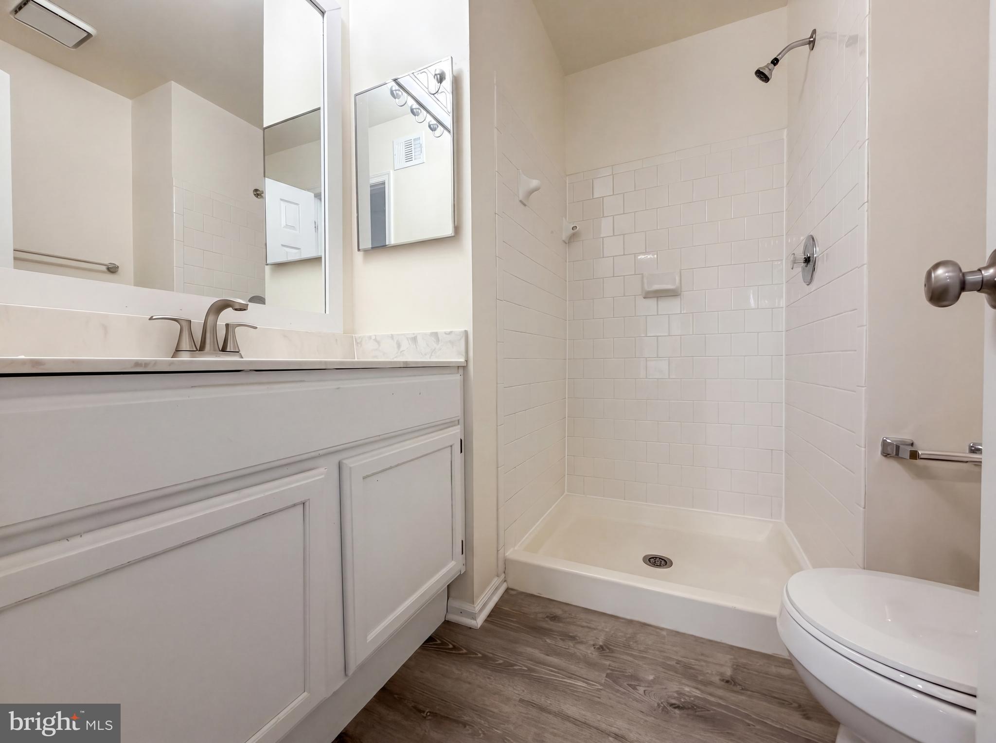 QUAIL HOLLOW - Residential