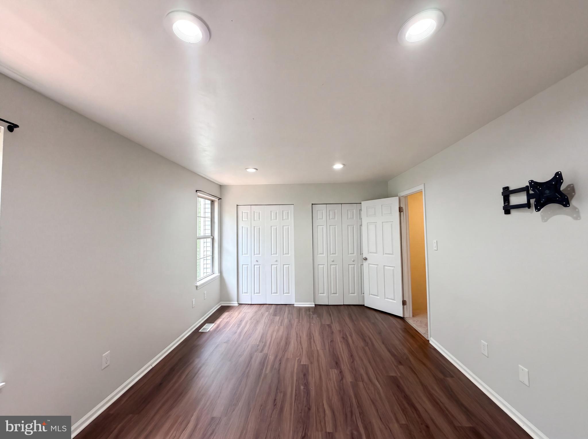 QUAIL HOLLOW - Residential