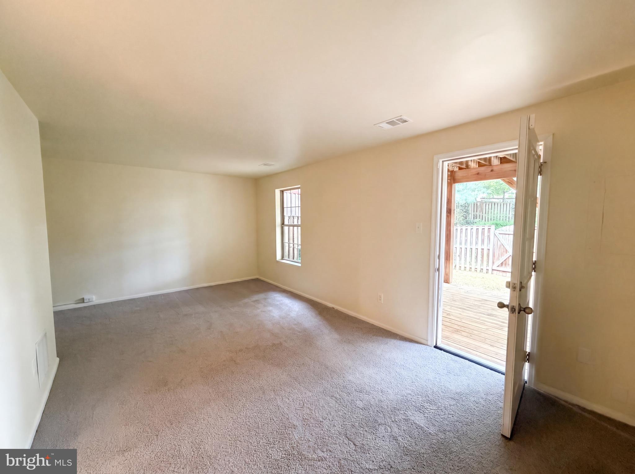 QUAIL HOLLOW - Residential