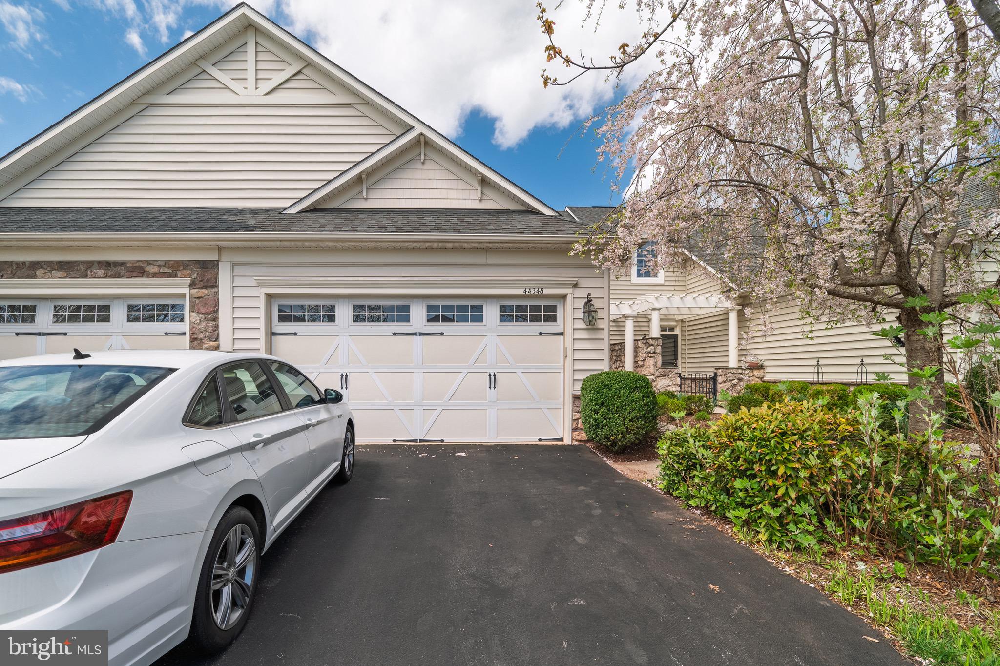 44348 SUNSET MAPLE DRIVE