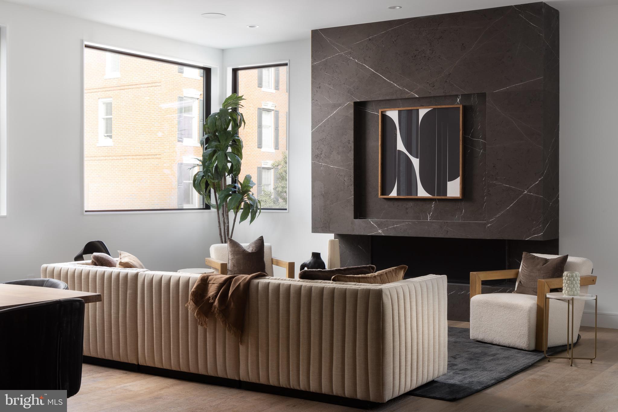 RITTENHOUSE SQUARE - Residential