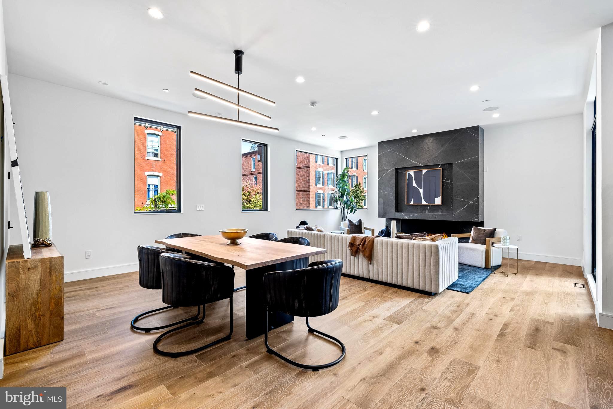 RITTENHOUSE SQUARE - Residential