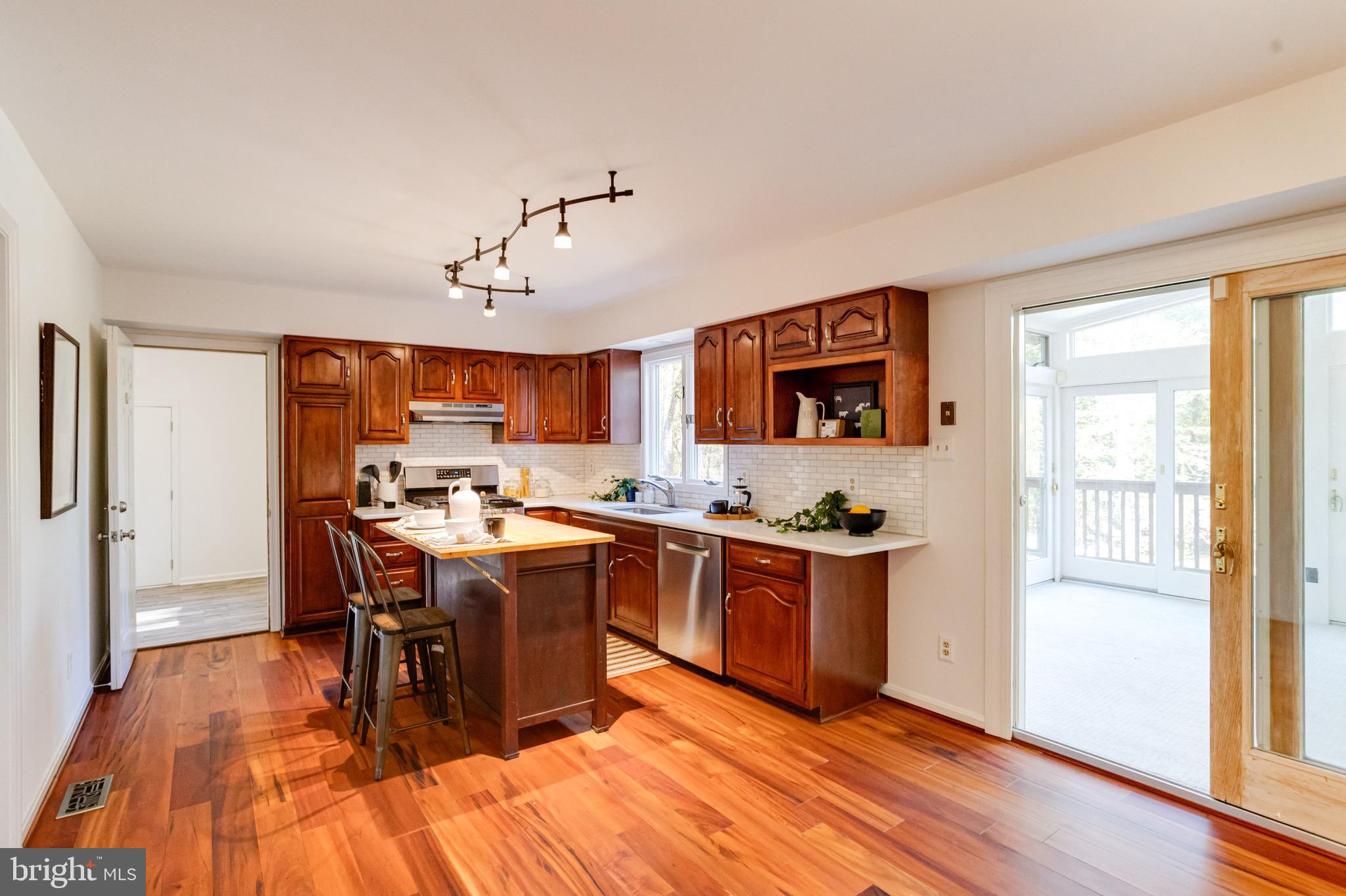 FREELAND - Residential