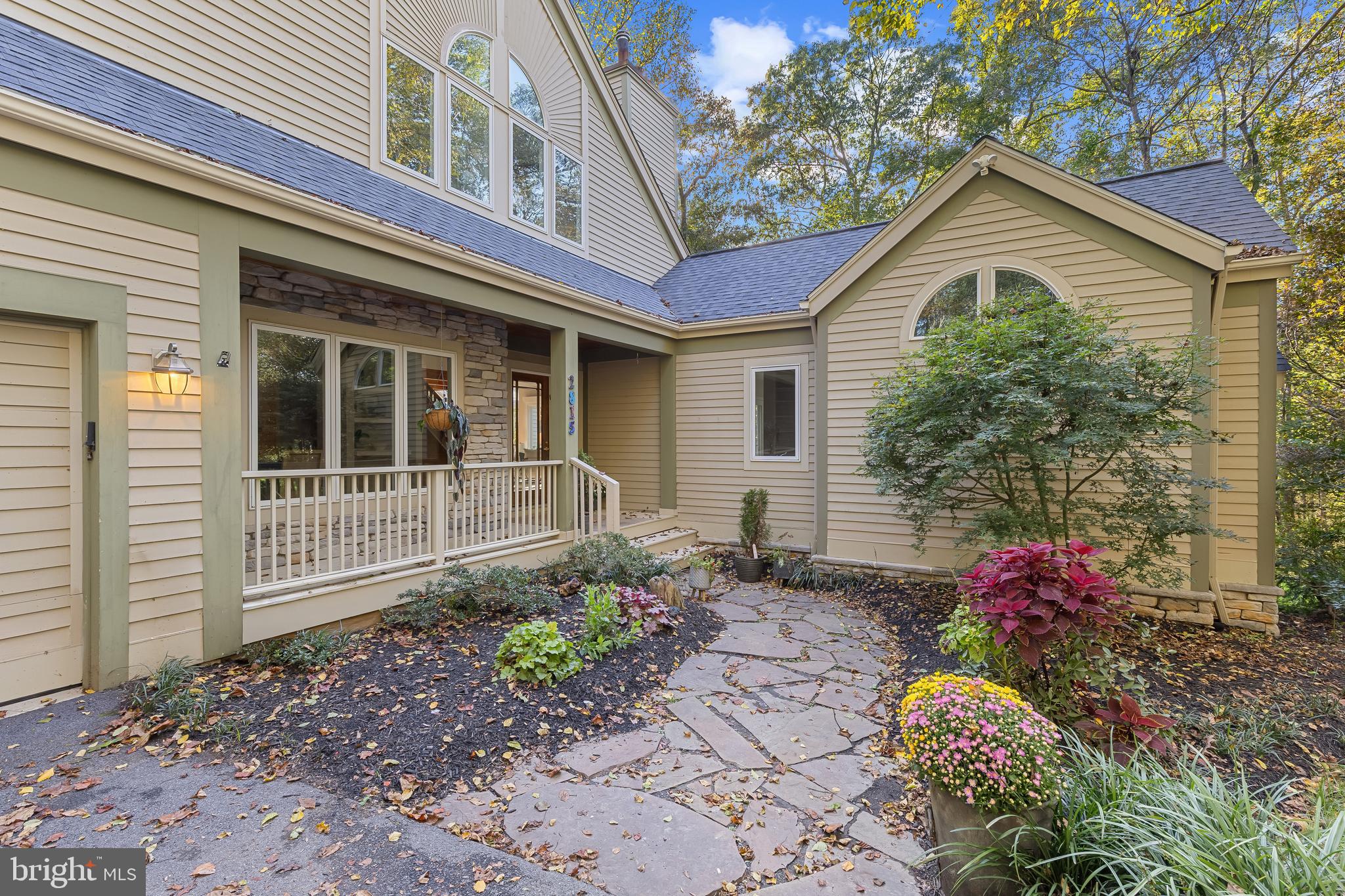 2815 SAGEWOOD DRIVE