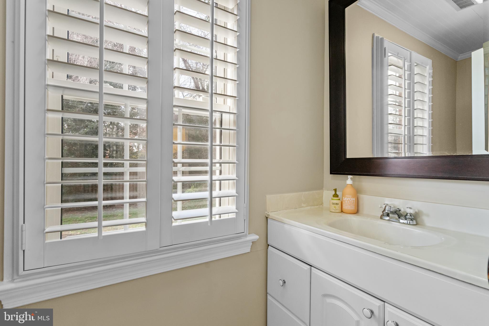 MILBURN TERRACE - Residential Lease