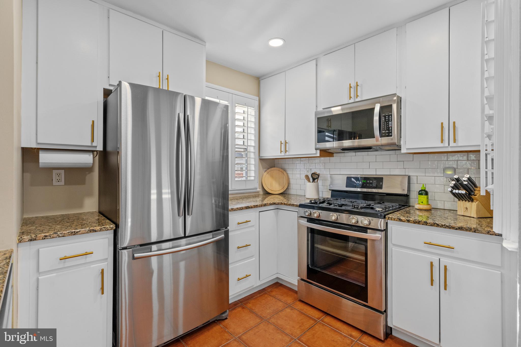 MILBURN TERRACE - Residential Lease